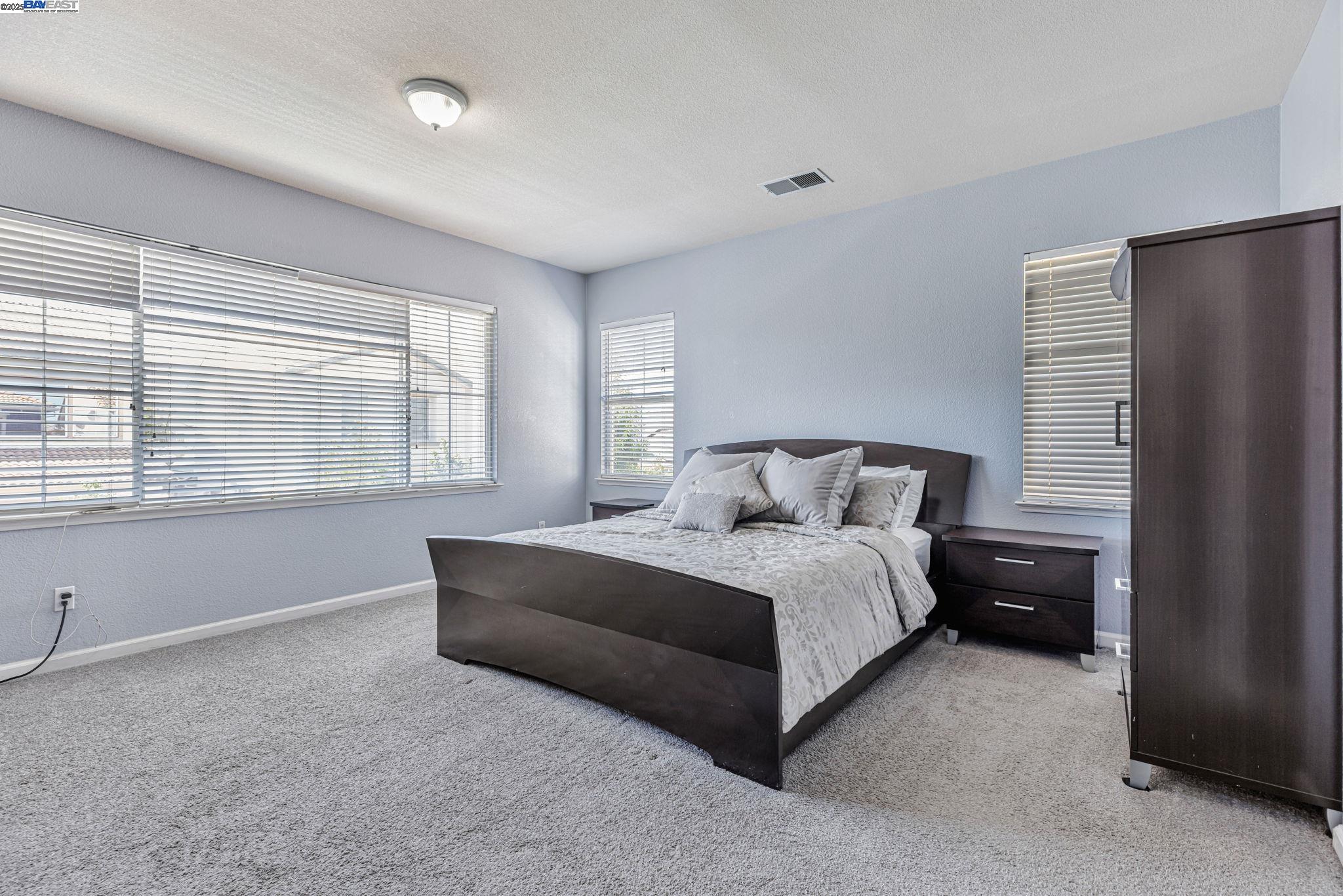 Detail Gallery Image 21 of 39 For 799 Ellerbrook St, Mountain House,  CA 95391 - 4 Beds | 3 Baths