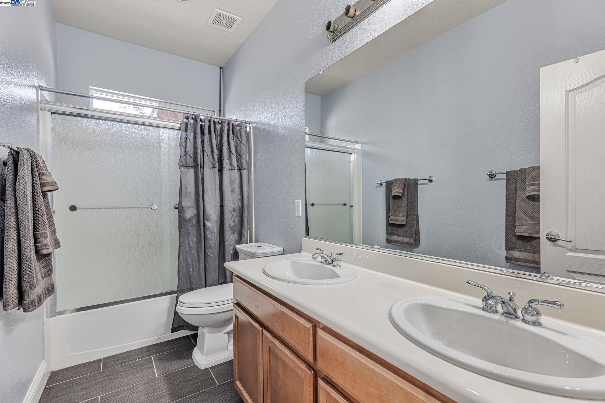 Detail Gallery Image 30 of 39 For 799 Ellerbrook St, Mountain House,  CA 95391 - 4 Beds | 3 Baths