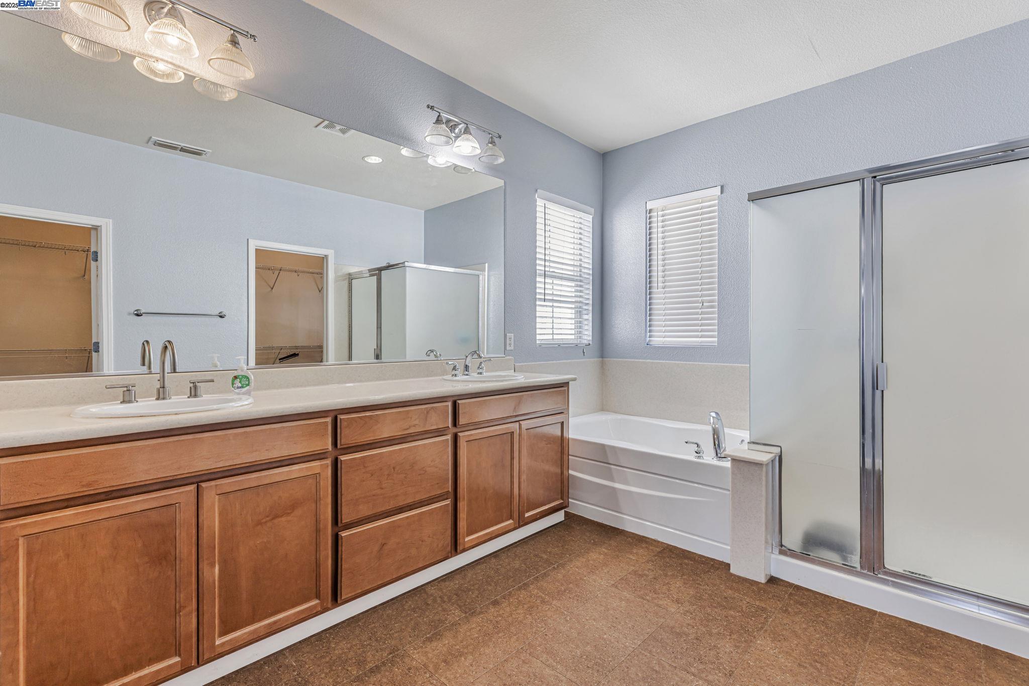 Detail Gallery Image 32 of 39 For 799 Ellerbrook St, Mountain House,  CA 95391 - 4 Beds | 3 Baths