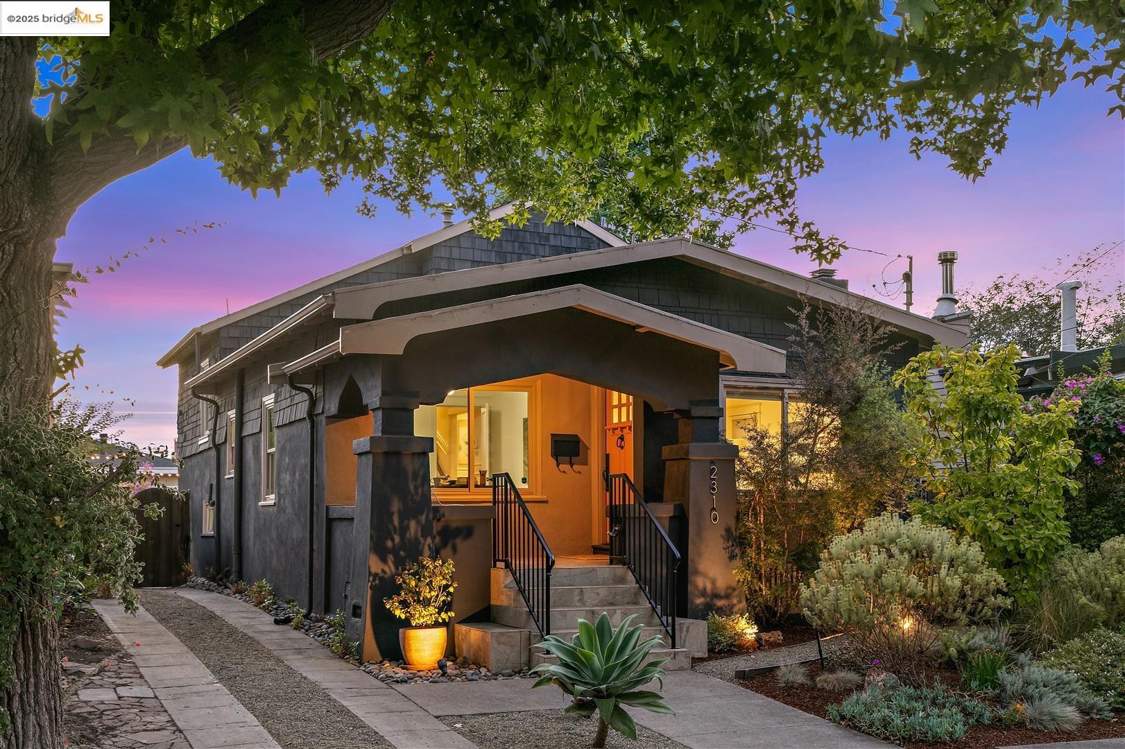 Detail Gallery Image 1 of 1 For 2310 Spaulding Ave, Berkeley,  CA 94703 - 3 Beds | 2 Baths