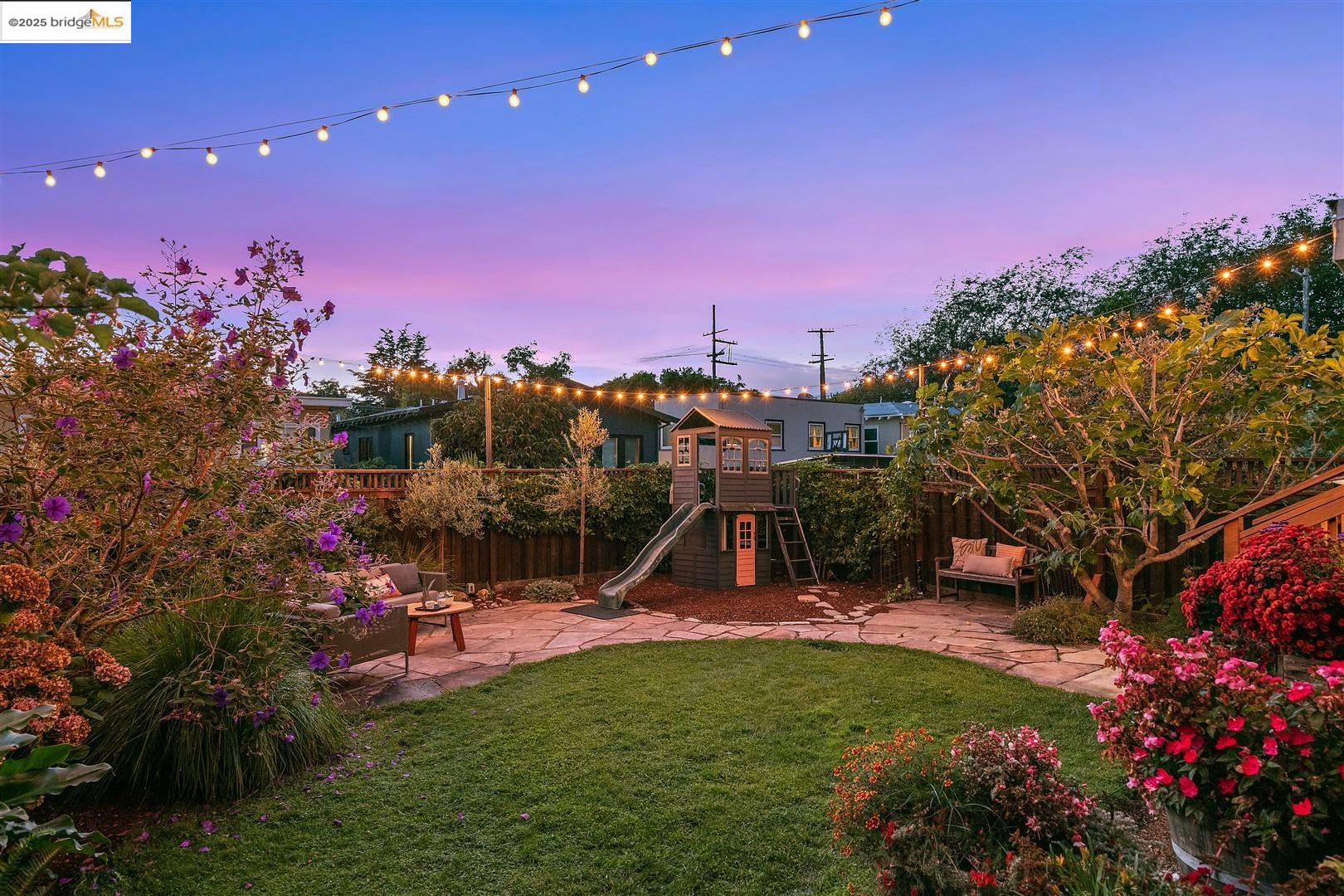 Detail Gallery Image 26 of 35 For 2310 Spaulding Ave, Berkeley,  CA 94703 - 3 Beds | 2 Baths