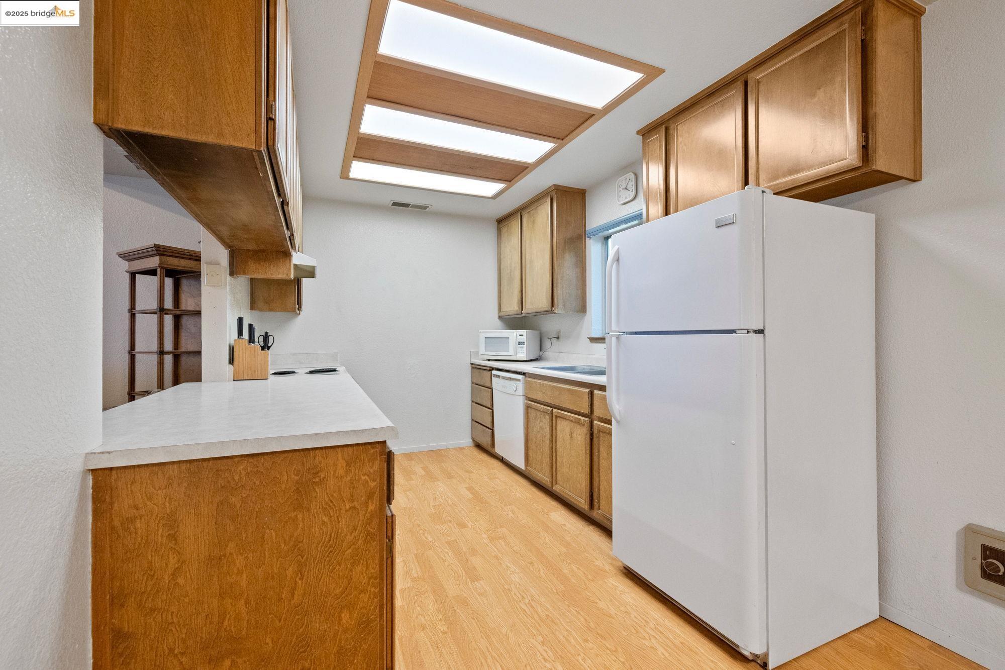 Detail Gallery Image 12 of 26 For 20630 Chief Fuller Road, Mi Wuk Village,  CA 95346 - 3 Beds | 2 Baths