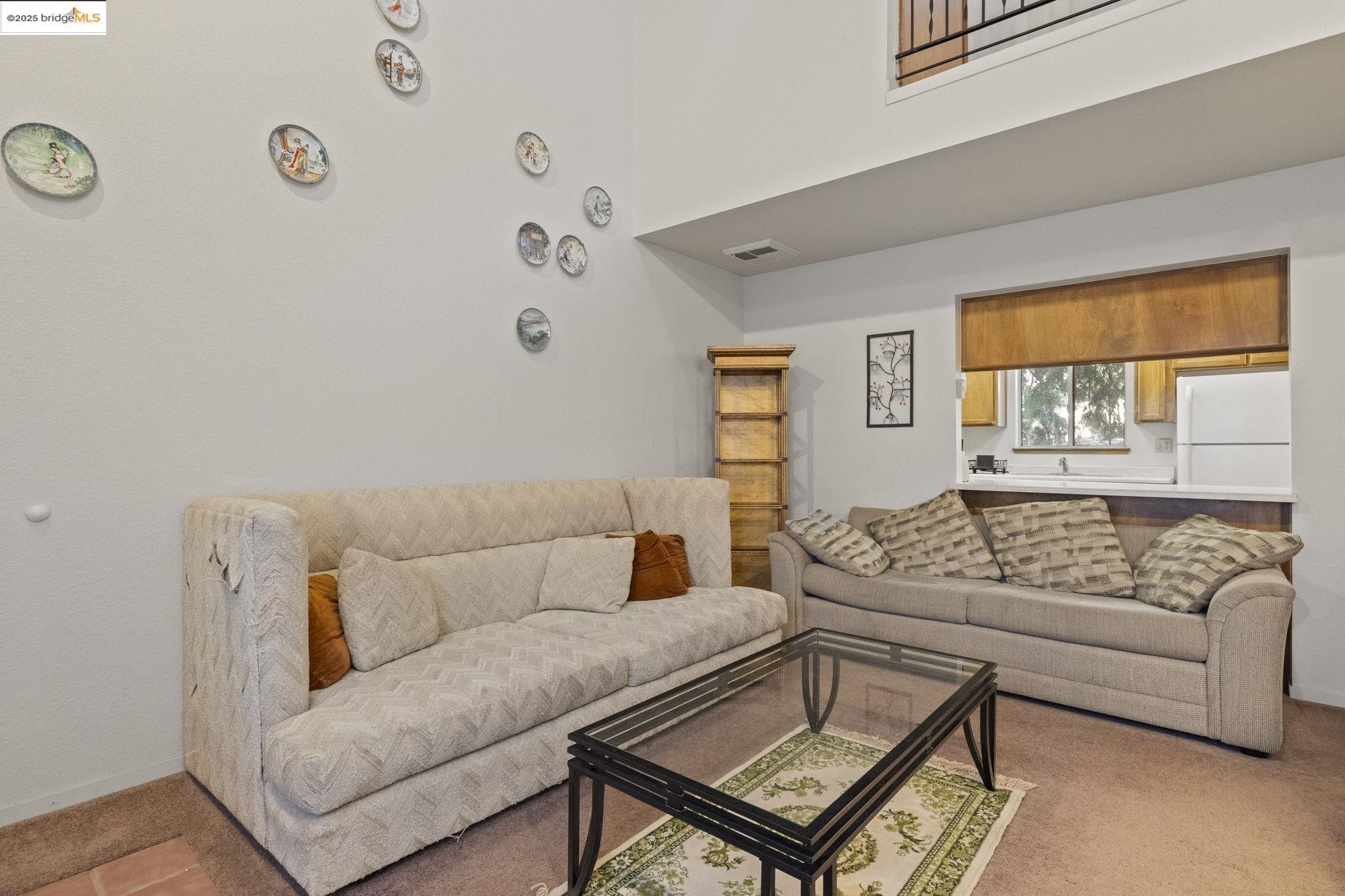 Detail Gallery Image 4 of 26 For 20630 Chief Fuller Road, Mi Wuk Village,  CA 95346 - 3 Beds | 2 Baths