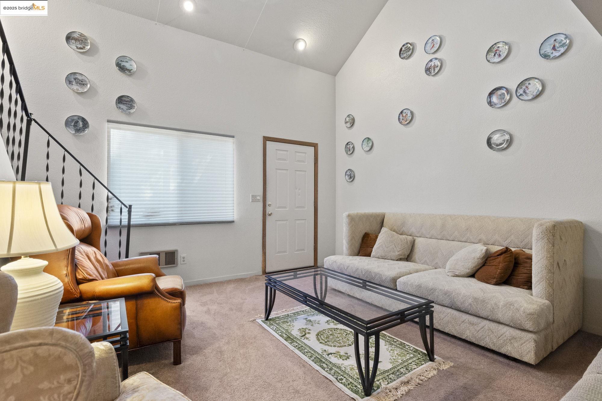 Detail Gallery Image 7 of 26 For 20630 Chief Fuller Road, Mi Wuk Village,  CA 95346 - 3 Beds | 2 Baths