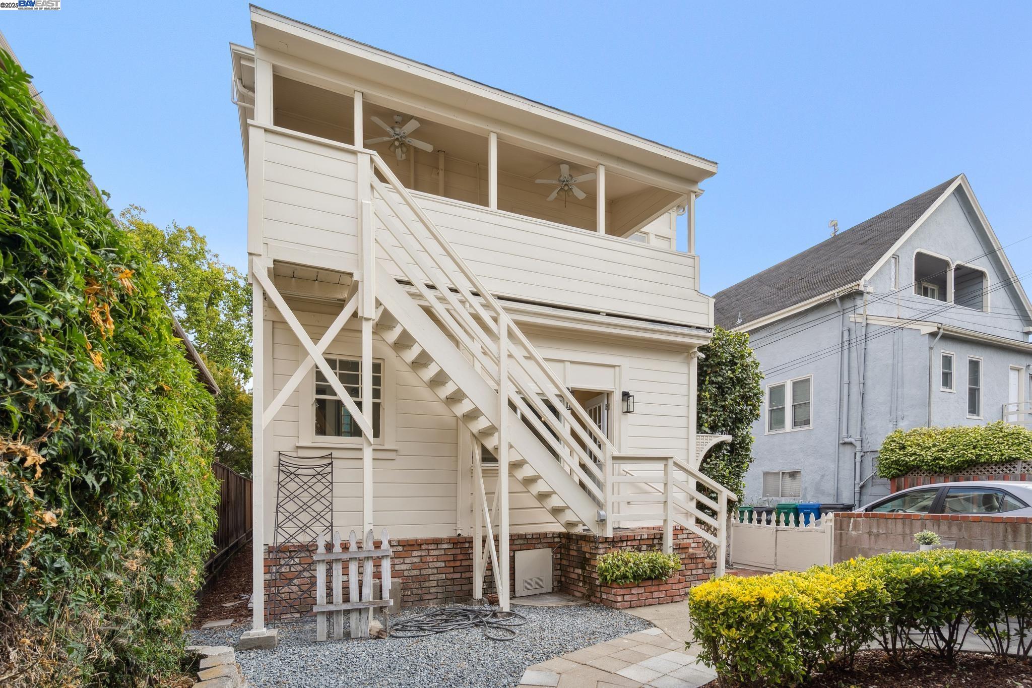 Detail Gallery Image 53 of 56 For 2120 Encinal Ave, Alameda,  CA 94501 - 8 Beds | 4/1 Baths