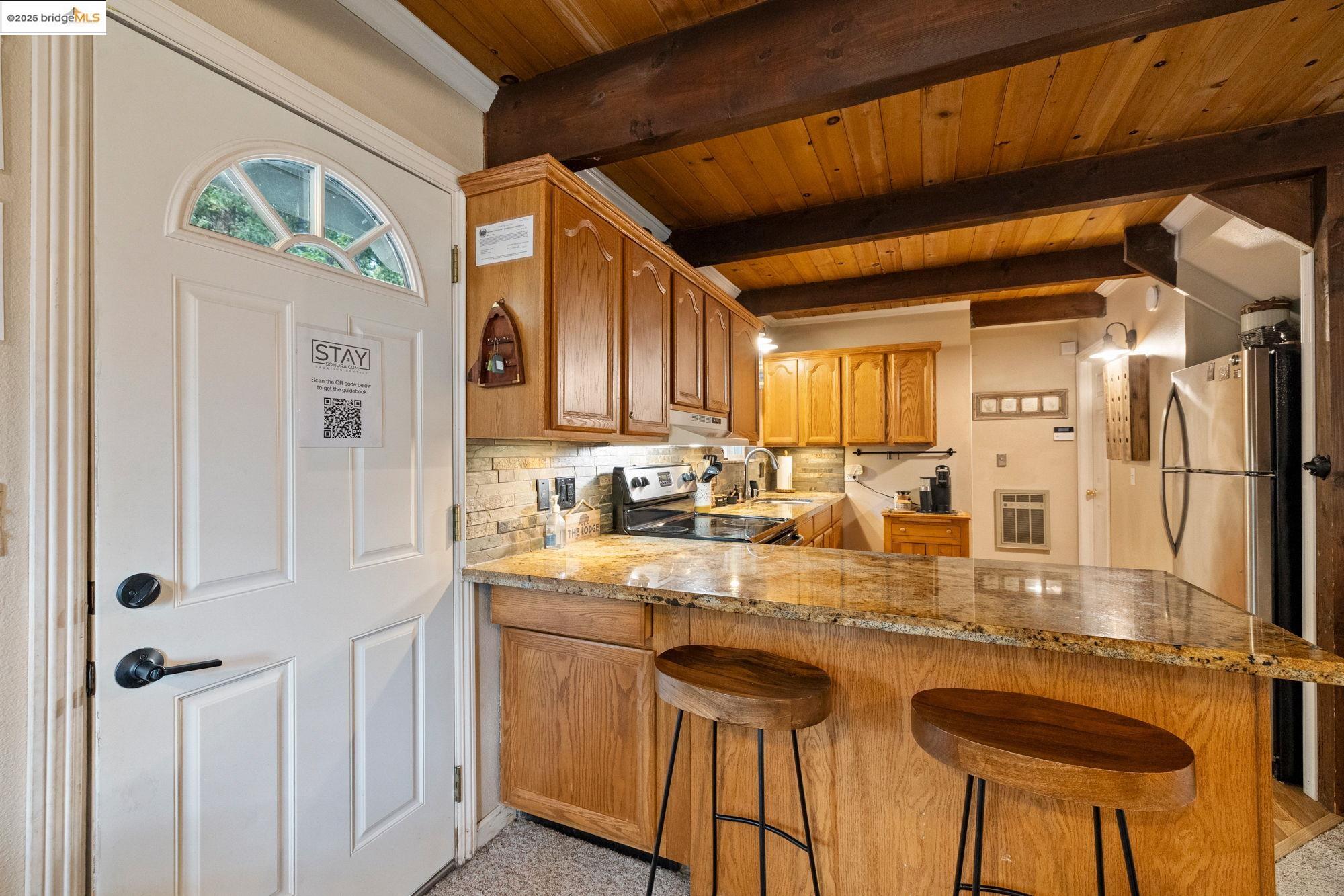 Detail Gallery Image 7 of 32 For 25295 Esther, Long Barn,  CA 95335 - 3 Beds | 1 Baths