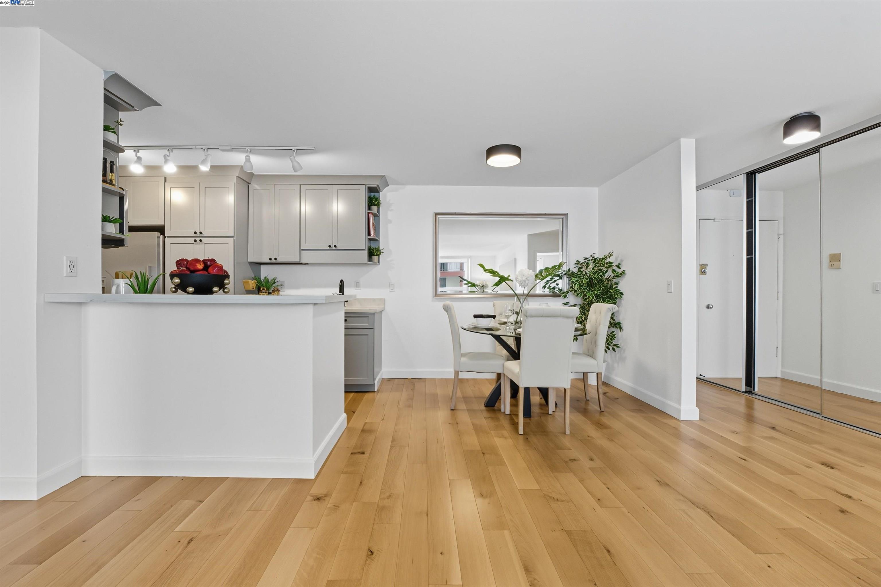 Photo #6: 41111114 Listing 