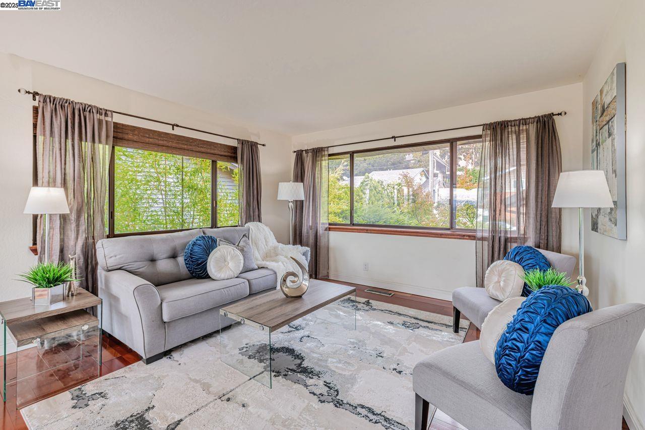 Detail Gallery Image 24 of 60 For 31865 Chicoine Ave, Hayward,  CA 94544 - 3 Beds | 2/1 Baths