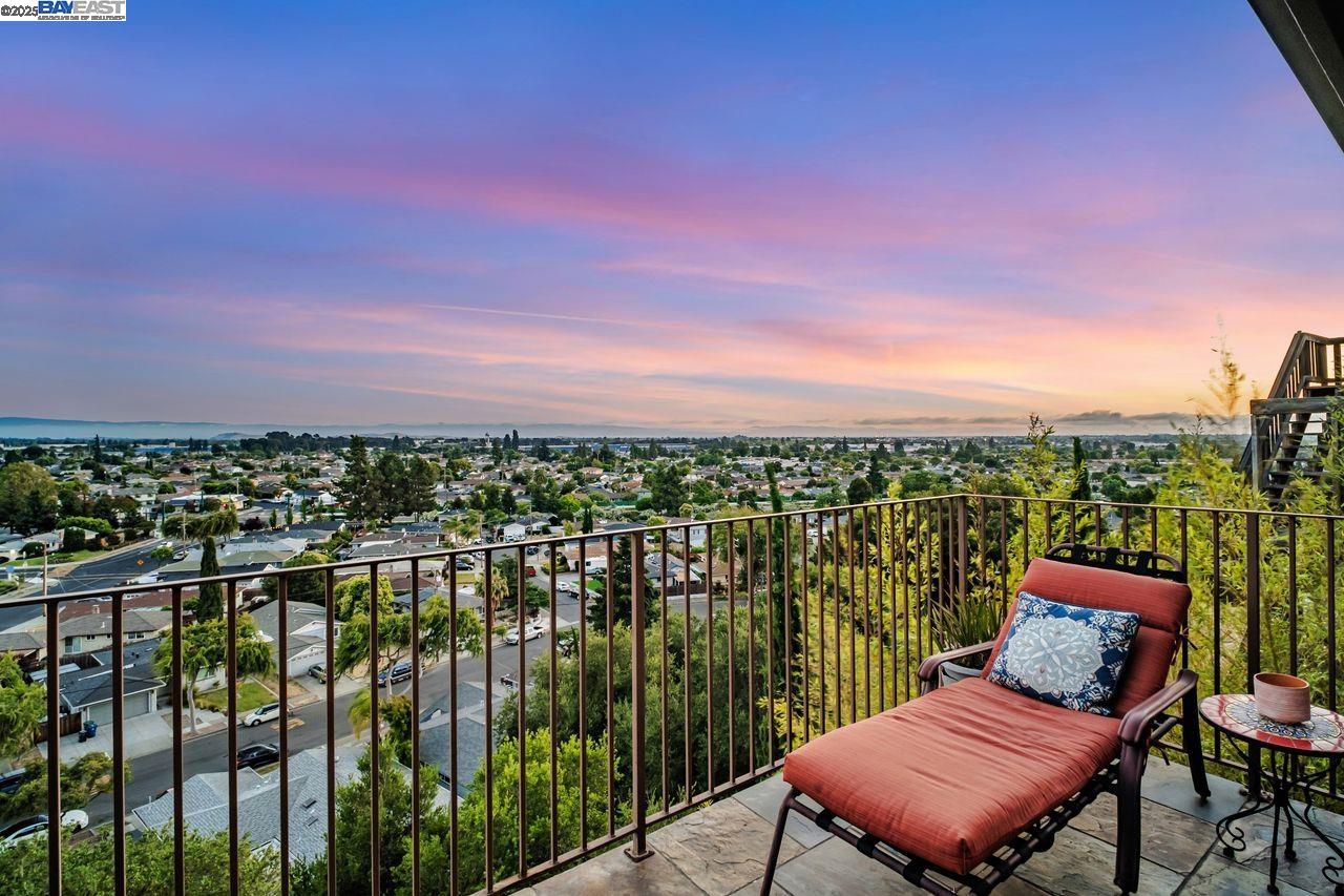 Detail Gallery Image 54 of 60 For 31865 Chicoine Ave, Hayward,  CA 94544 - 3 Beds | 2/1 Baths