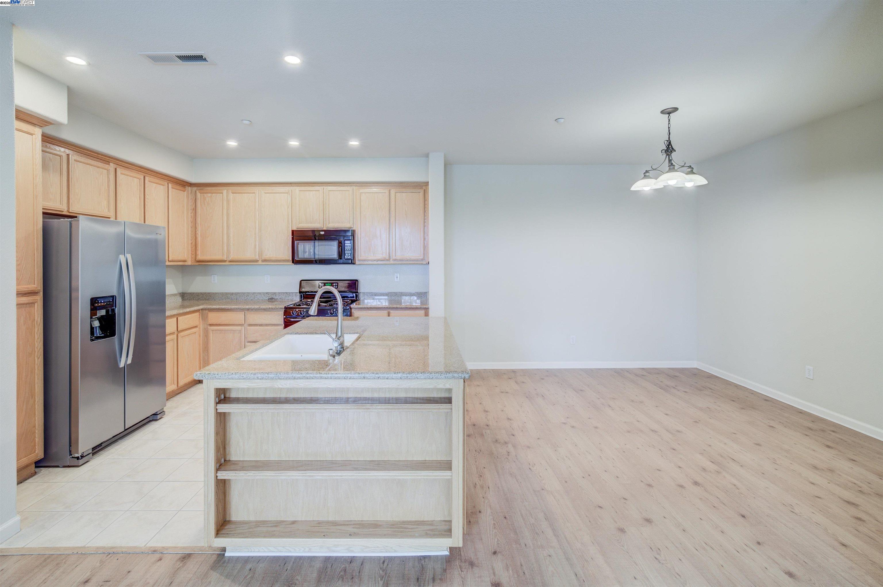 Photo #6: 41111118 Listing 