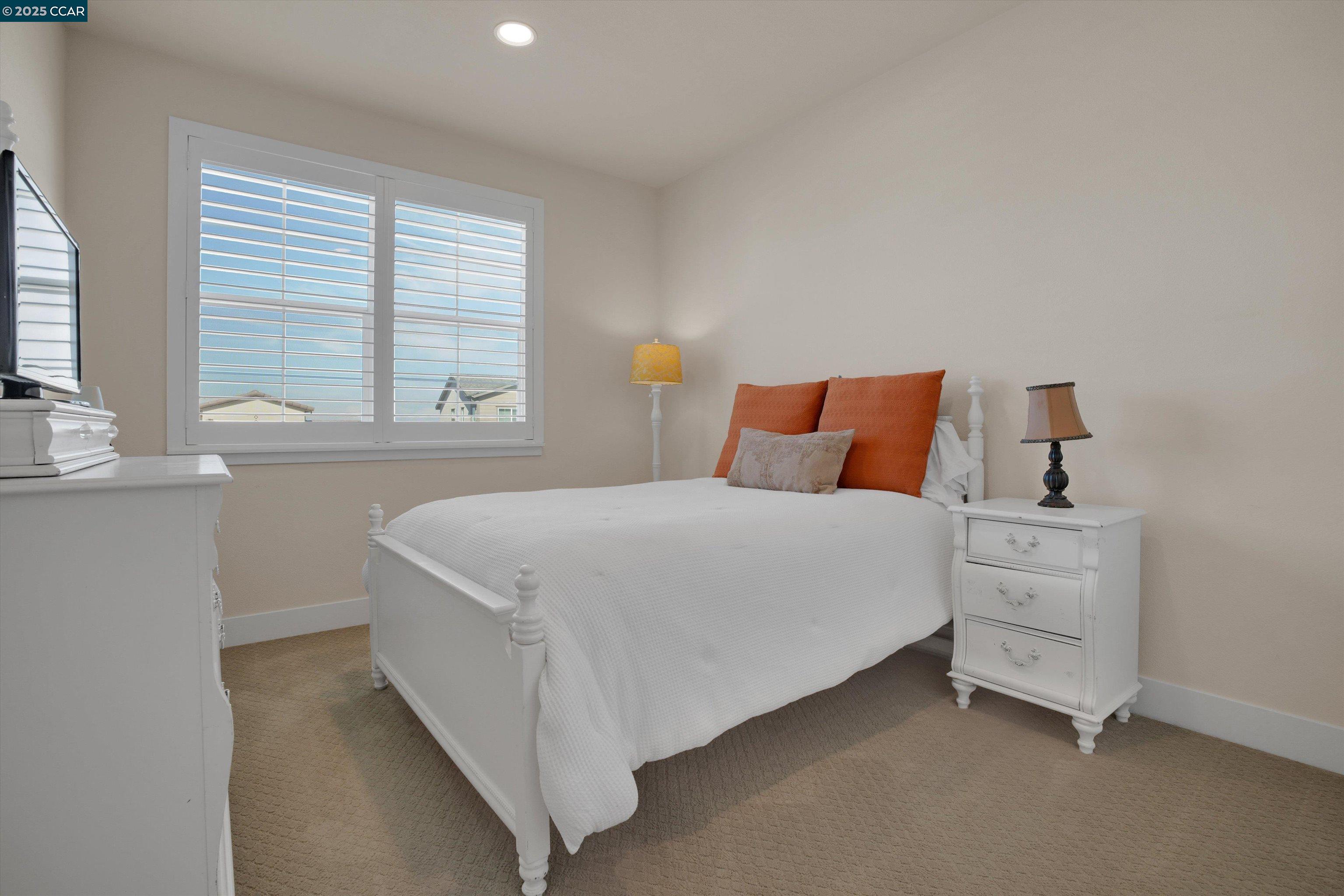 Detail Gallery Image 29 of 43 For 5498 Monte Vista Way, Antioch,  CA 94531 - 4 Beds | 3/1 Baths