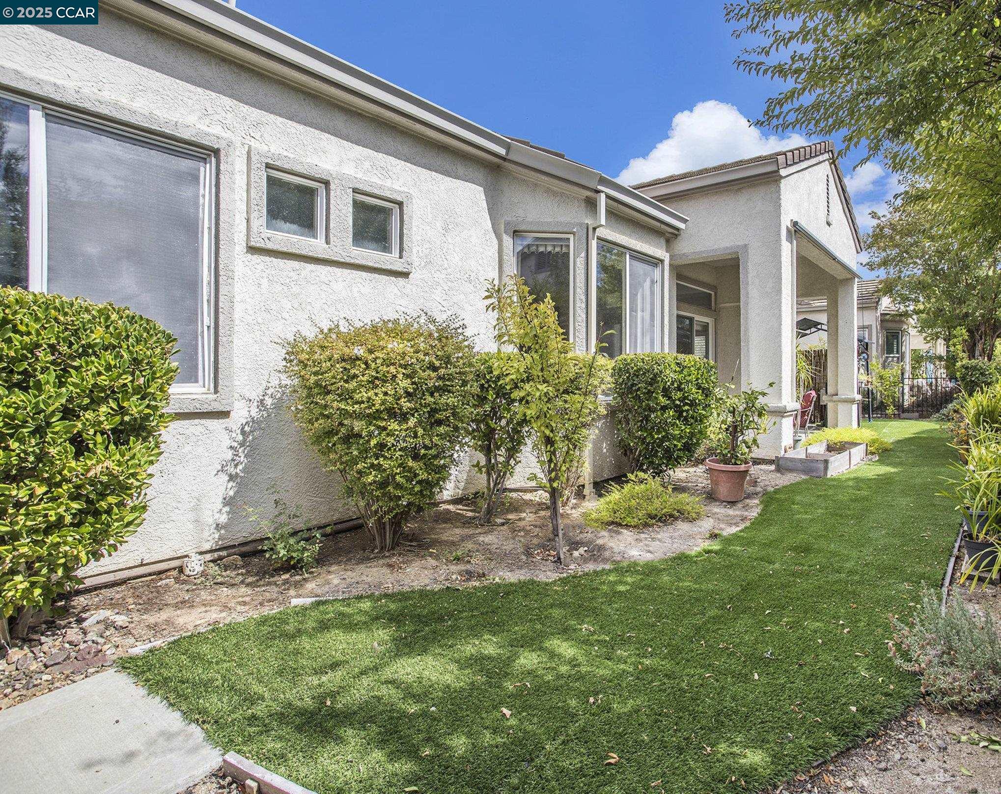 Detail Gallery Image 26 of 32 For 451 Tayberry Ln, Brentwood,  CA 94513 - 2 Beds | 2/1 Baths