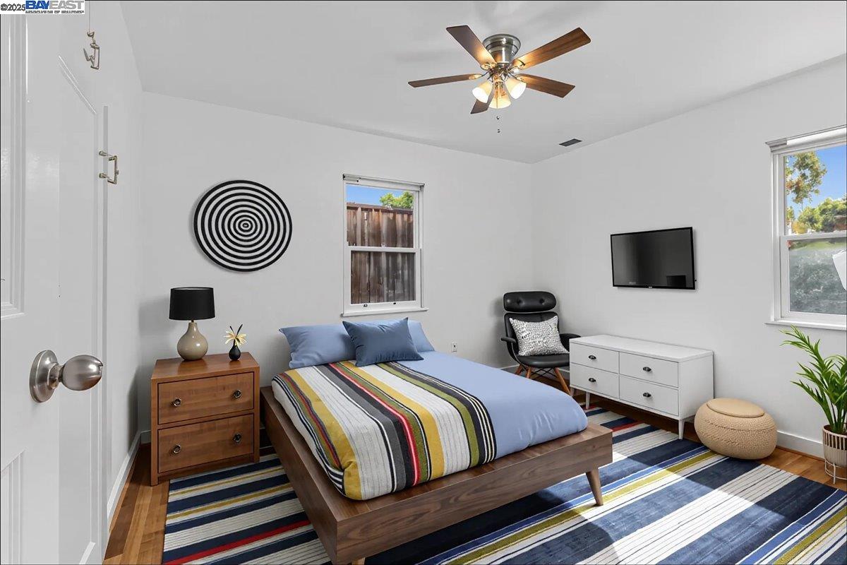Detail Gallery Image 24 of 30 For 19650 San Miguel Ave, Castro Valley,  CA 94546 - 3 Beds | 2 Baths