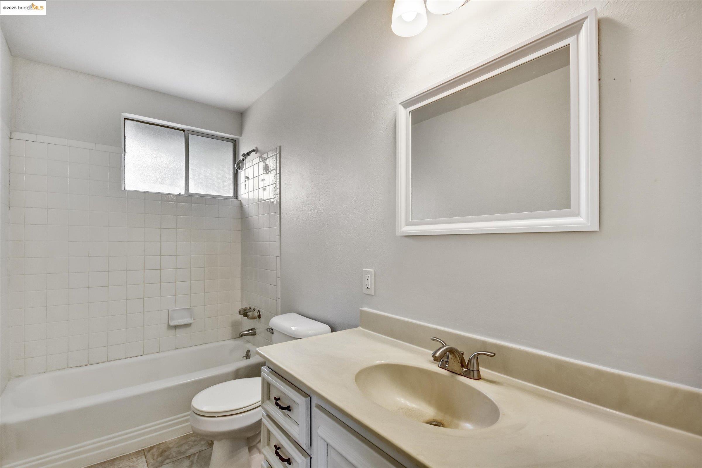 Detail Gallery Image 22 of 51 For 2040 Lanai Ave, San Jose,  CA 95122 - 3 Beds | 2 Baths