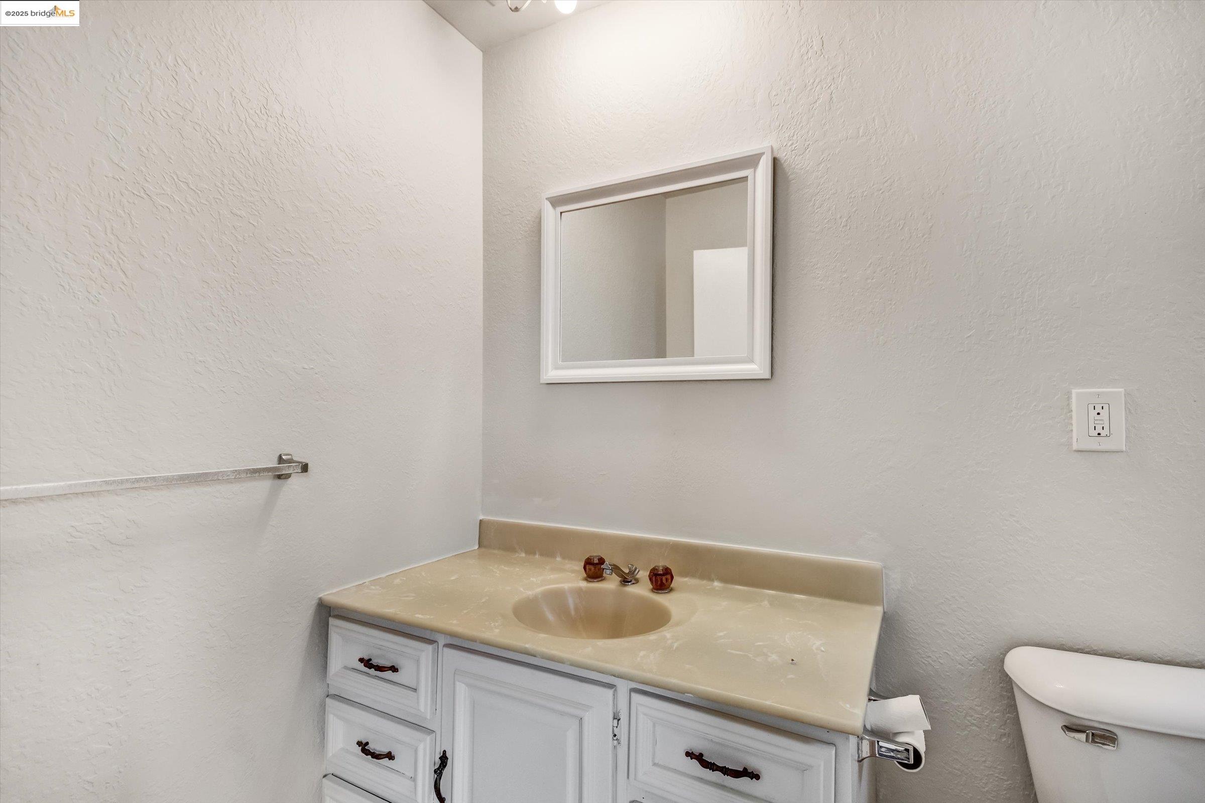 Detail Gallery Image 27 of 51 For 2040 Lanai Ave, San Jose,  CA 95122 - 3 Beds | 2 Baths