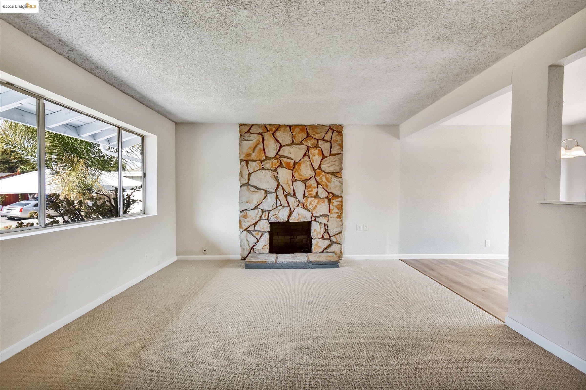 Detail Gallery Image 7 of 51 For 2040 Lanai Ave, San Jose,  CA 95122 - 3 Beds | 2 Baths