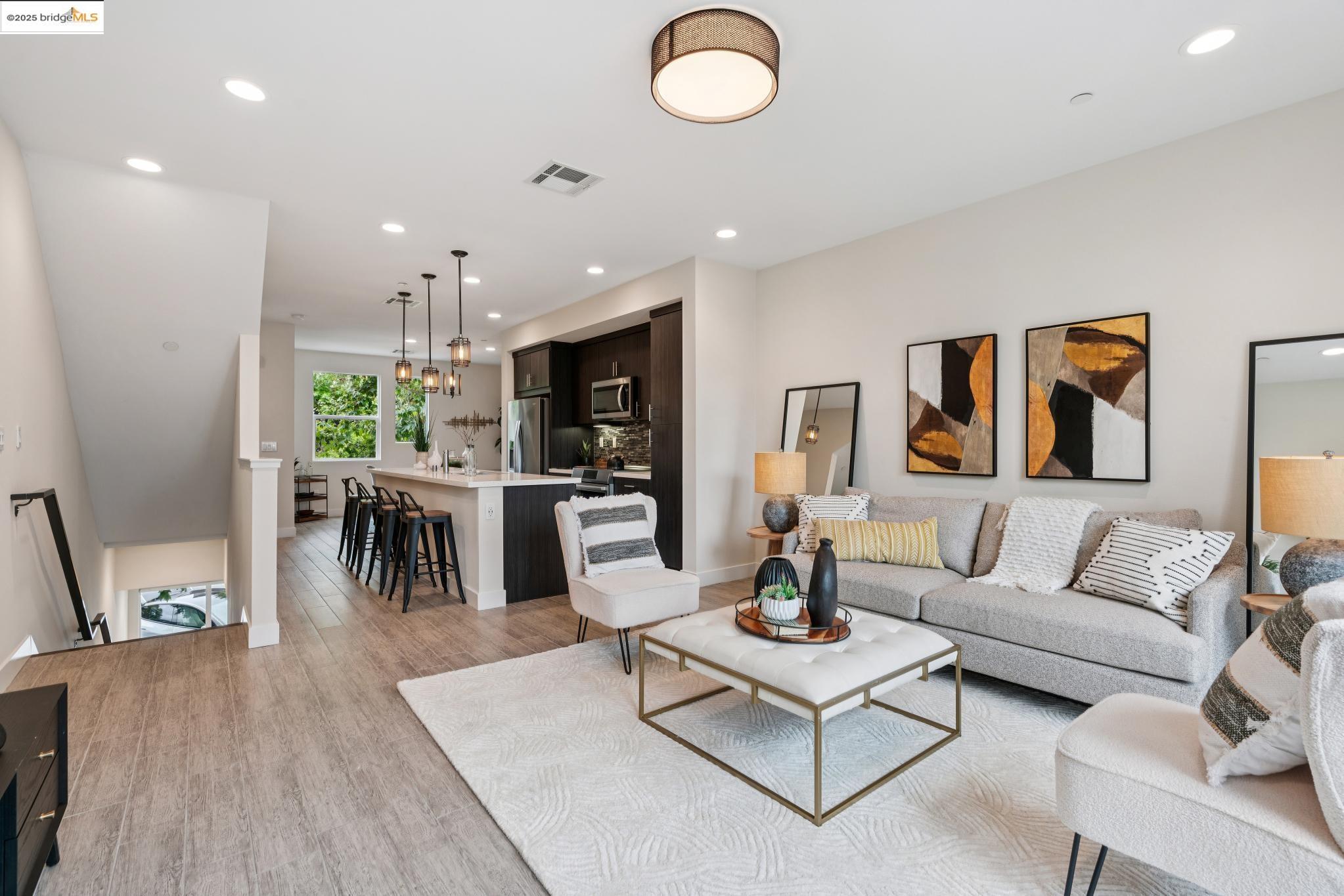 Photo #5: 41111131 Listing 