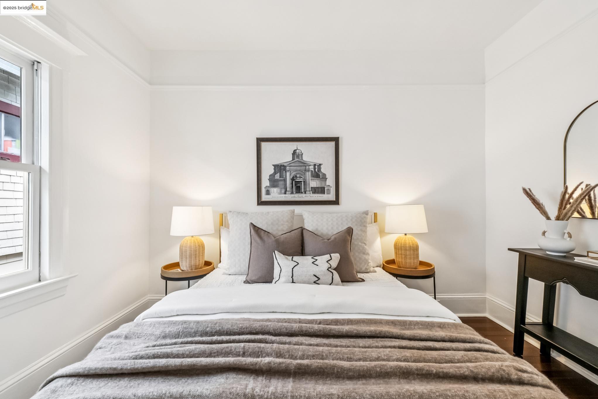 Detail Gallery Image 24 of 37 For 678 65th St, Oakland,  CA 94609 - 3 Beds | 2 Baths