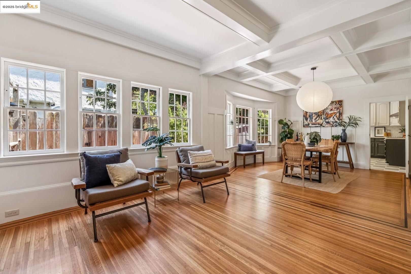 Detail Gallery Image 7 of 54 For 1936 Berryman St, Berkeley,  CA 94709 - – Beds | – Baths