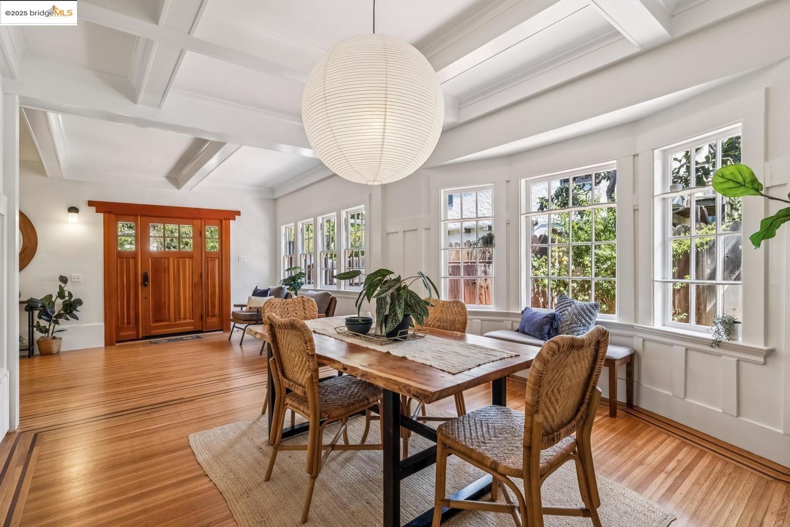 Detail Gallery Image 8 of 54 For 1936 Berryman St, Berkeley,  CA 94709 - – Beds | – Baths