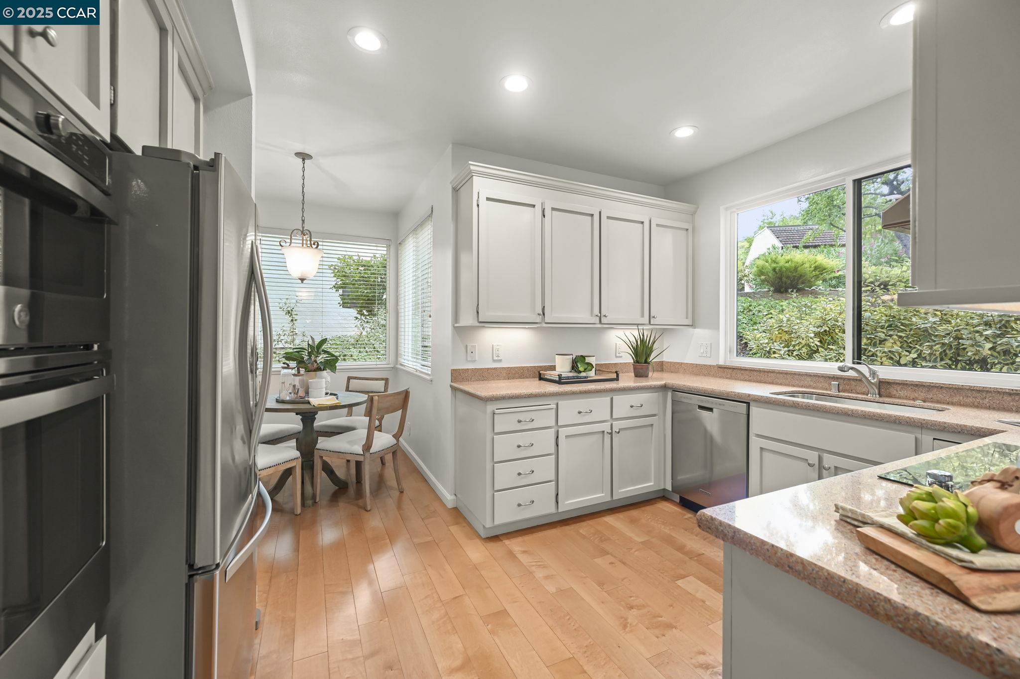 Photo #6: 41111145 Listing 