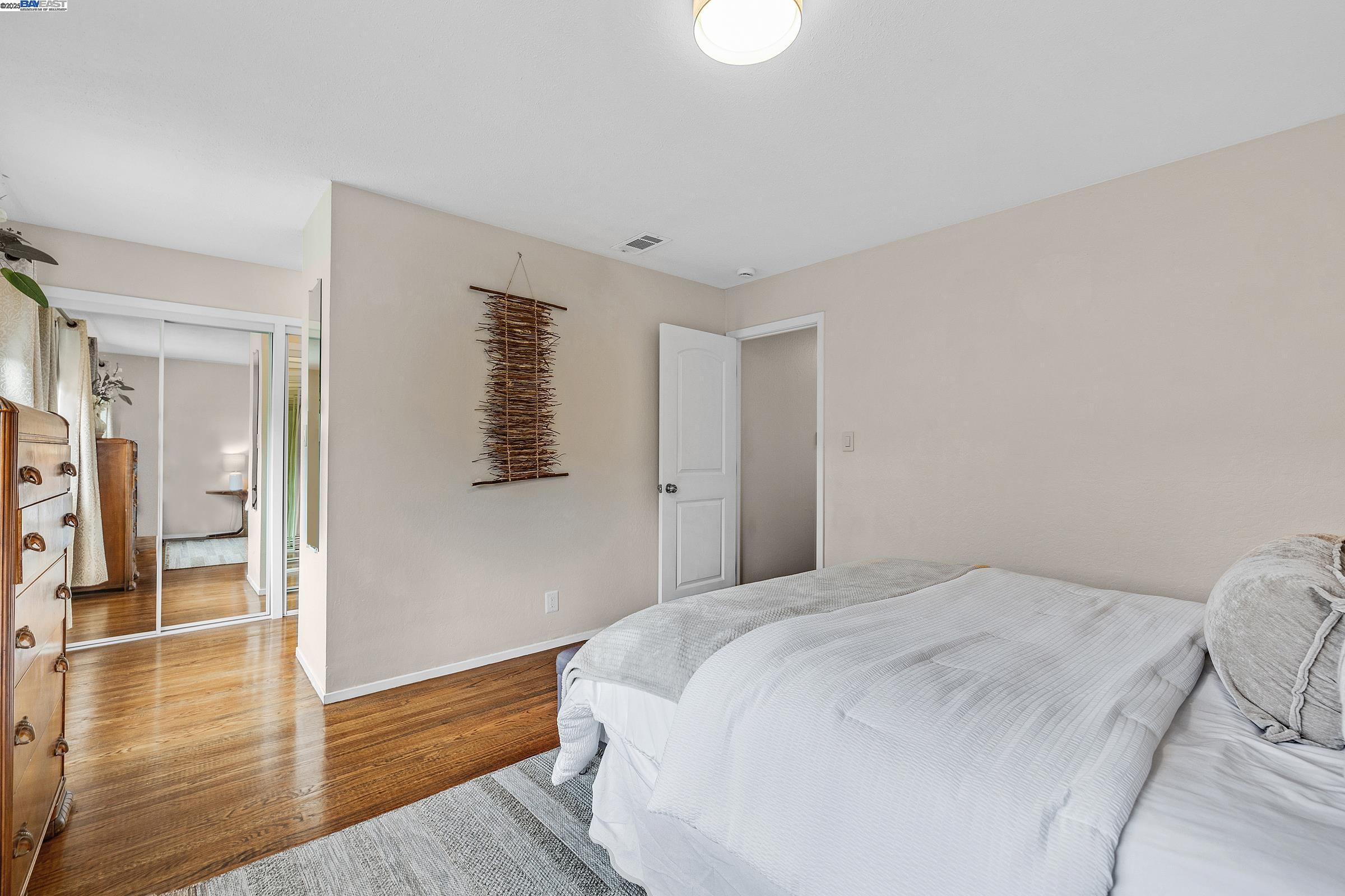 Detail Gallery Image 18 of 30 For 4421 Muirwood Dr, Pleasanton,  CA 94588 - 4 Beds | 2/1 Baths