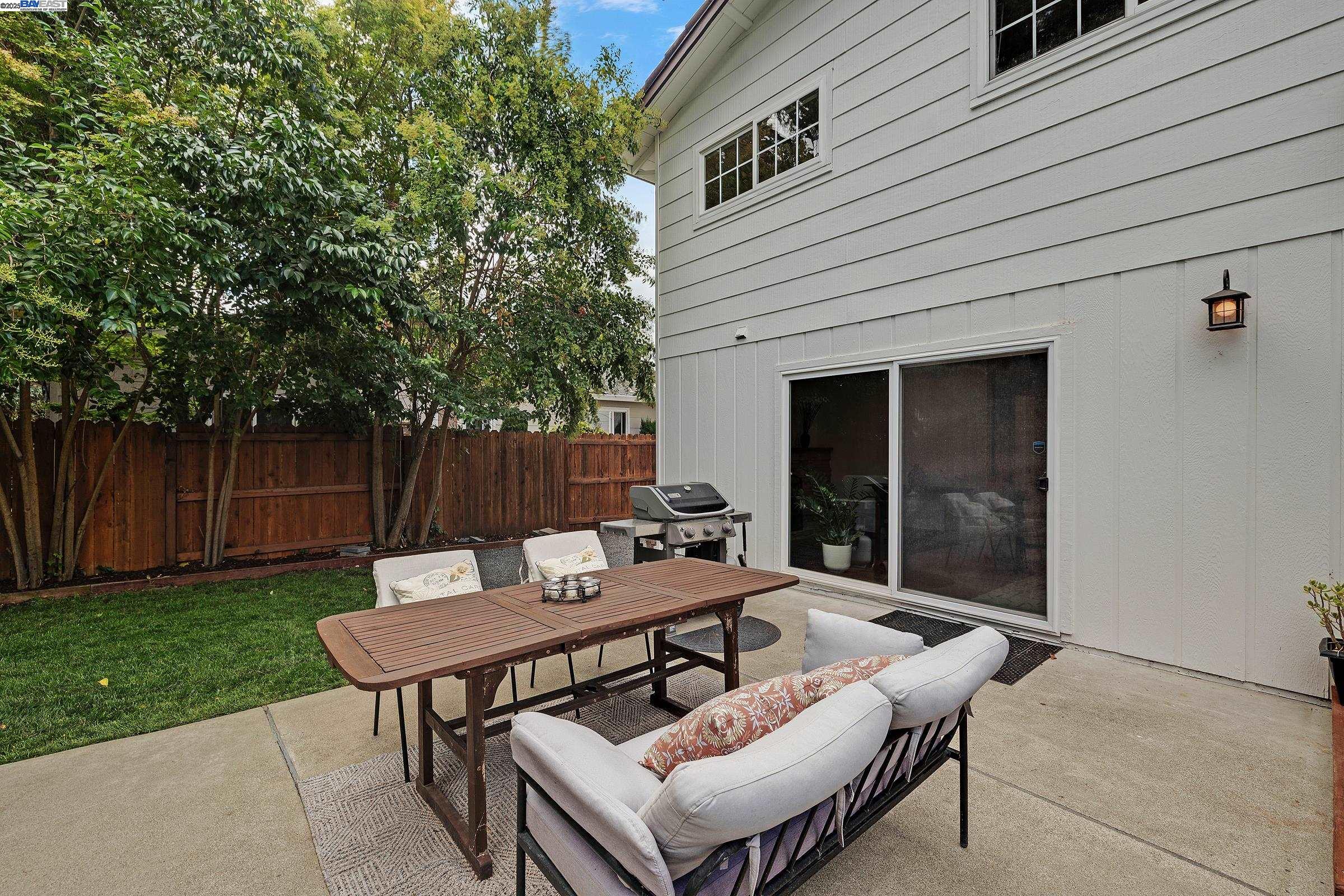 Detail Gallery Image 30 of 30 For 4421 Muirwood Dr, Pleasanton,  CA 94588 - 4 Beds | 2/1 Baths