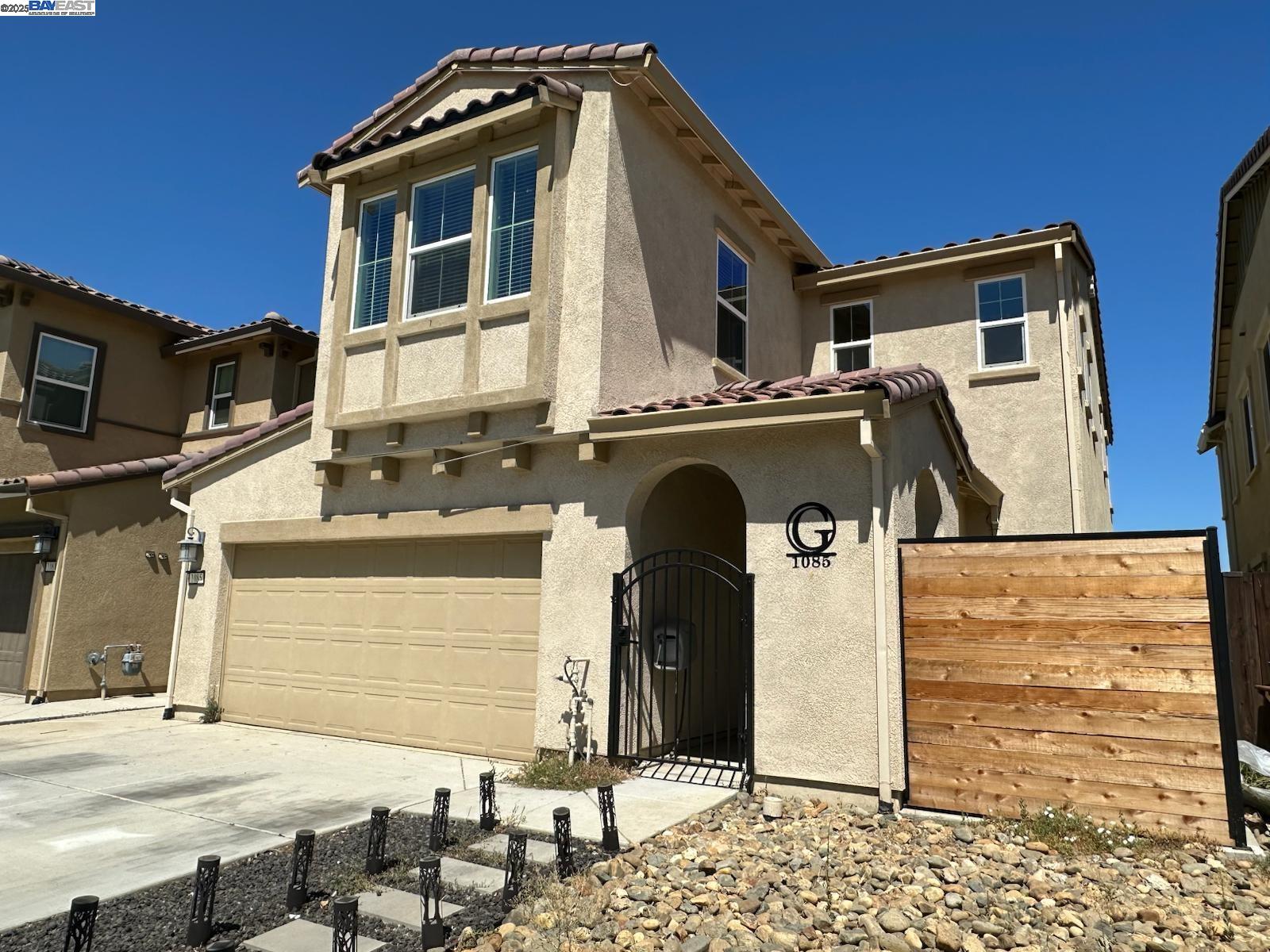 Detail Gallery Image 3 of 34 For 1085 Alloro Dr, Brentwood,  CA 94513 - 5 Beds | 3/1 Baths