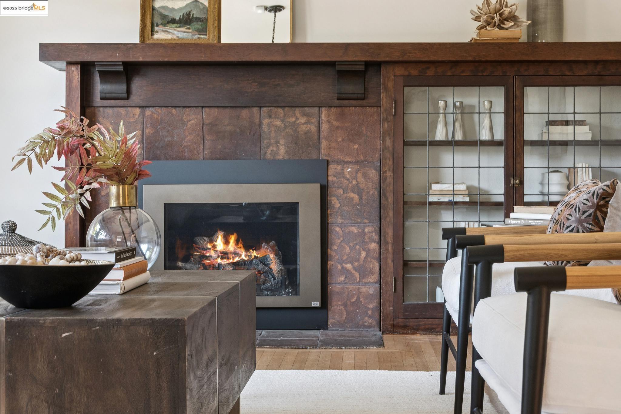 Detail Gallery Image 7 of 60 For 526 Mira Vista Ave, Oakland,  CA 94610 - 5 Beds | 3/1 Baths