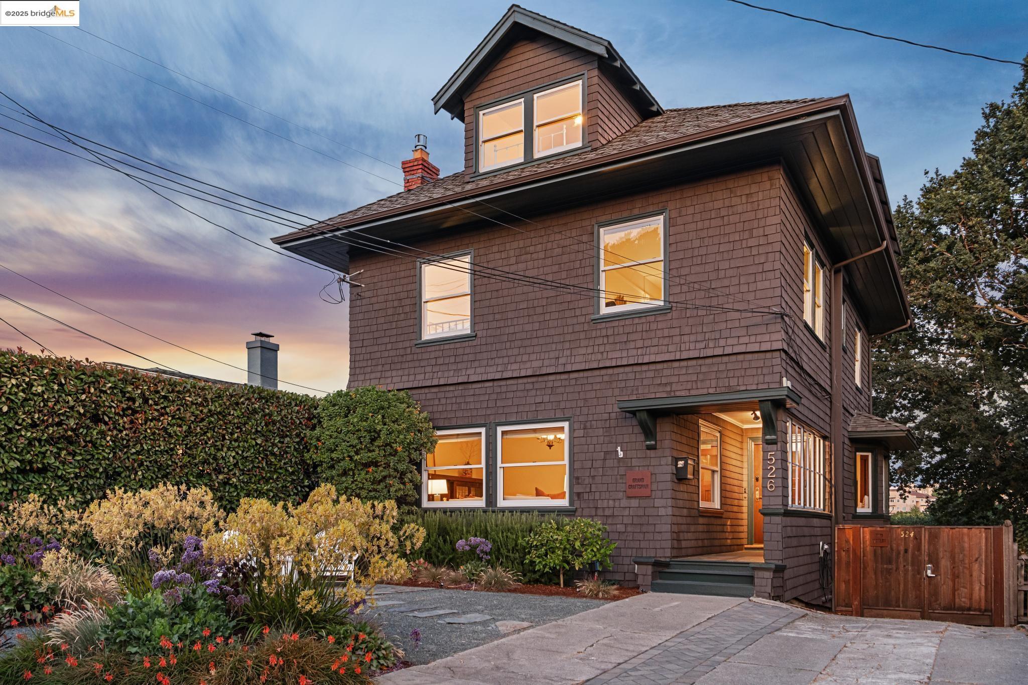 Front Image Thumbnail for EB41111153