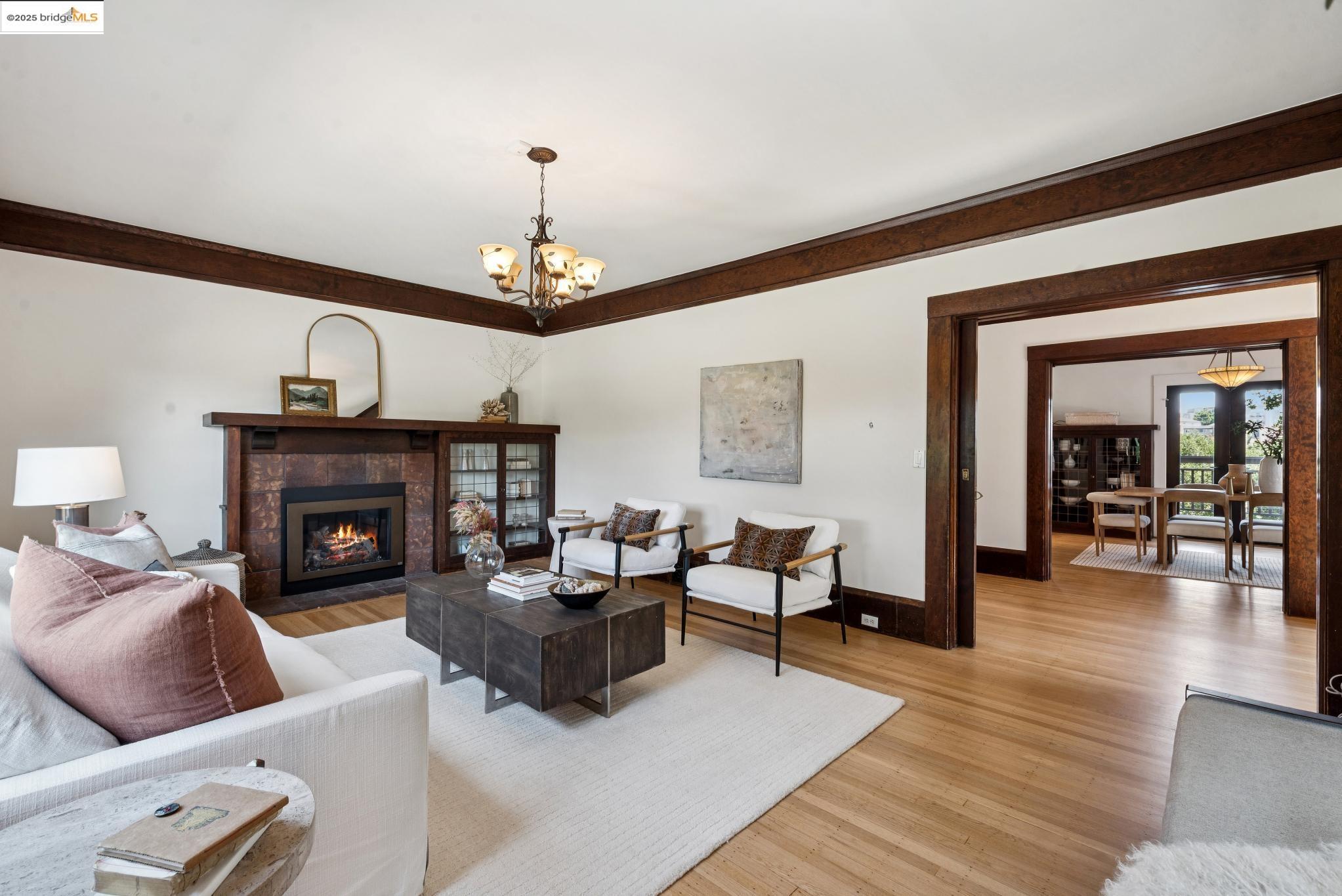Detail Gallery Image 9 of 60 For 526 Mira Vista Ave, Oakland,  CA 94610 - – Beds | – Baths