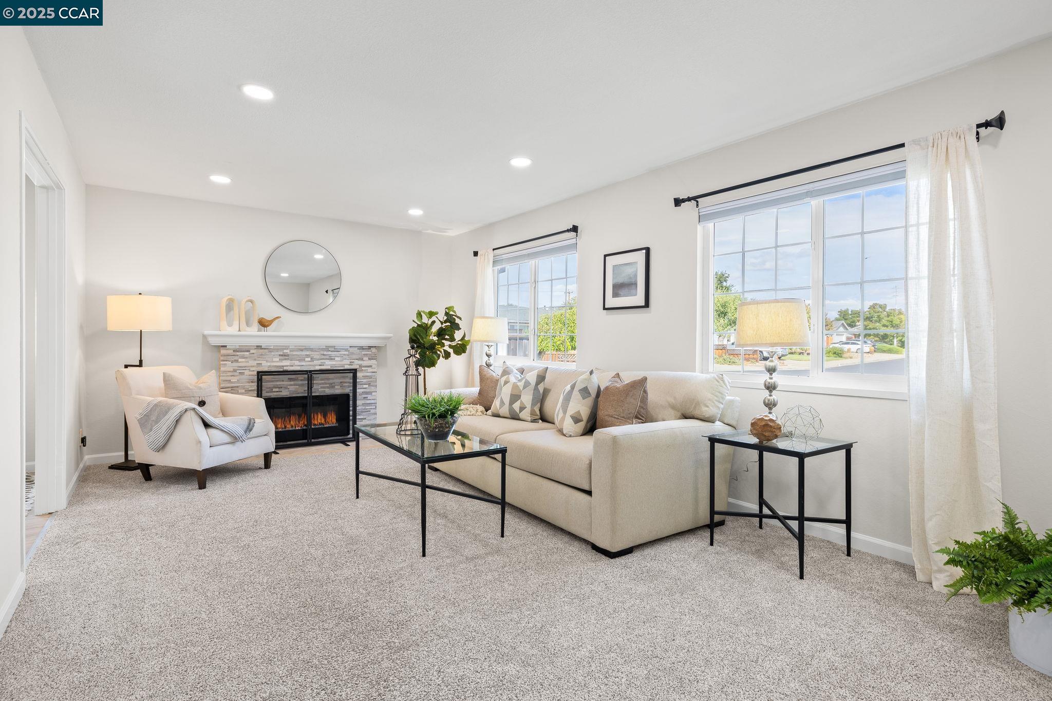 Detail Gallery Image 4 of 43 For 127 Elvira St, Livermore,  CA 94550 - 3 Beds | 2 Baths