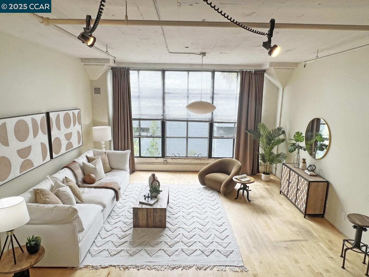 Photo #25: 41111158 Listing: Photo #25