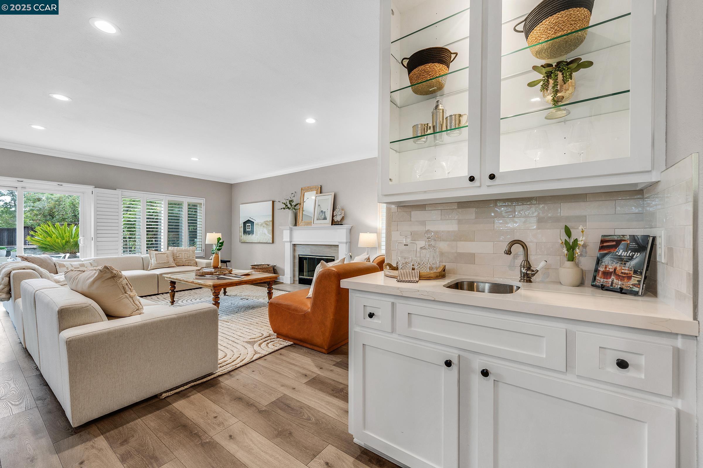 Detail Gallery Image 16 of 55 For 37 Wakefield Ct, Danville,  CA 94506 - 4 Beds | 3 Baths