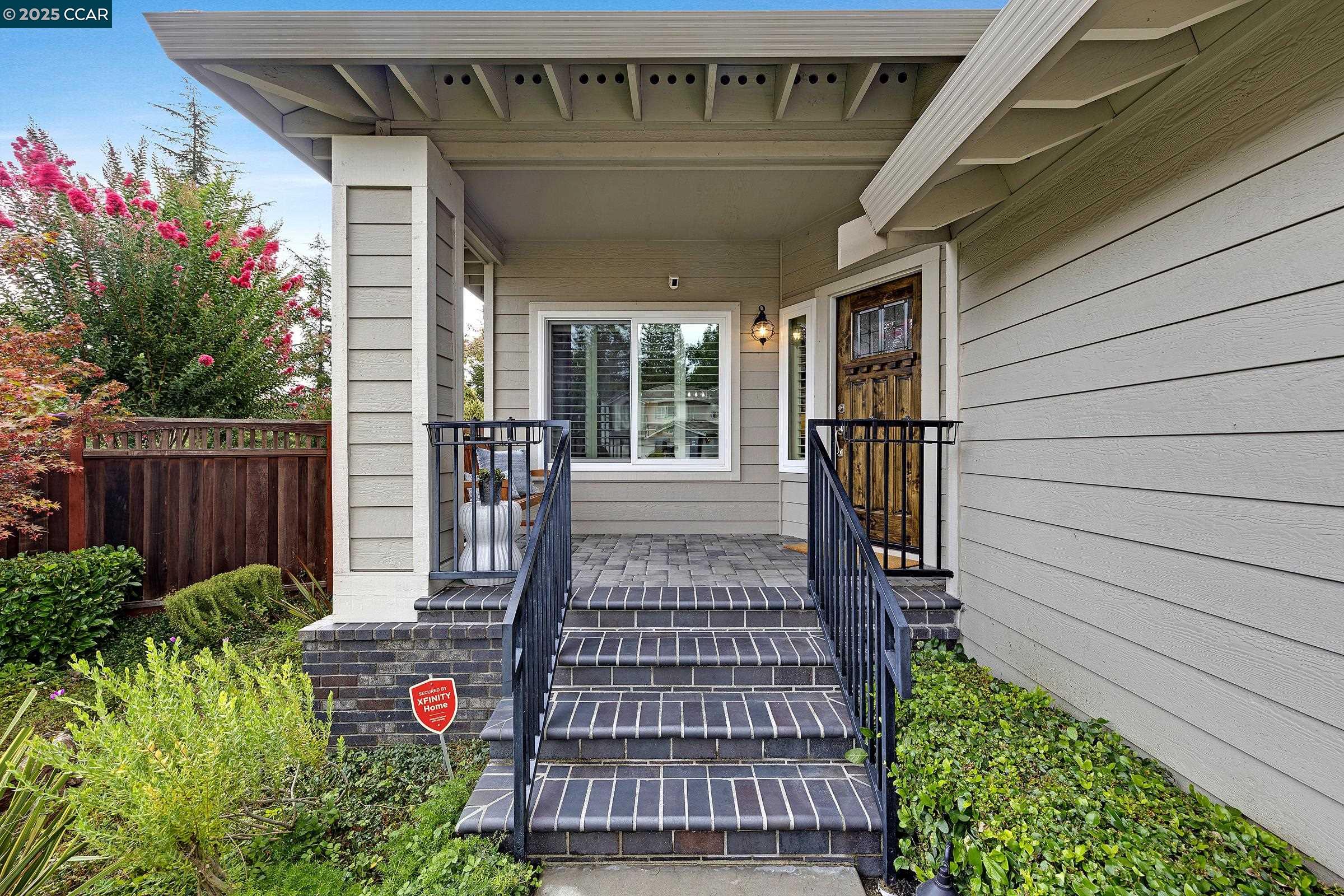 Detail Gallery Image 3 of 55 For 37 Wakefield Ct, Danville,  CA 94506 - 4 Beds | 3 Baths