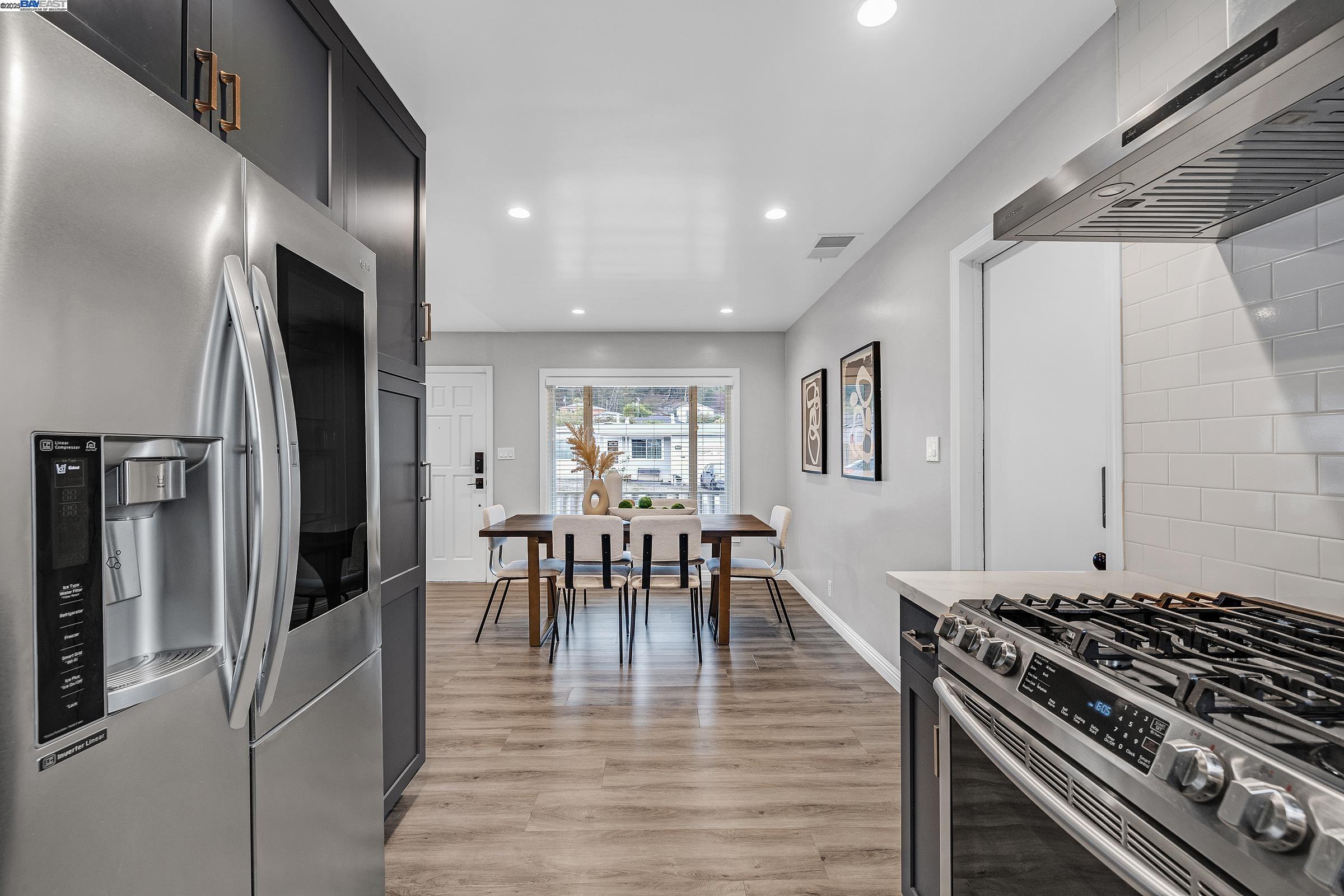 Detail Gallery Image 11 of 32 For 209 Mansfield Dr, South San Francisco,  CA 94080 - 4 Beds | 1 Baths