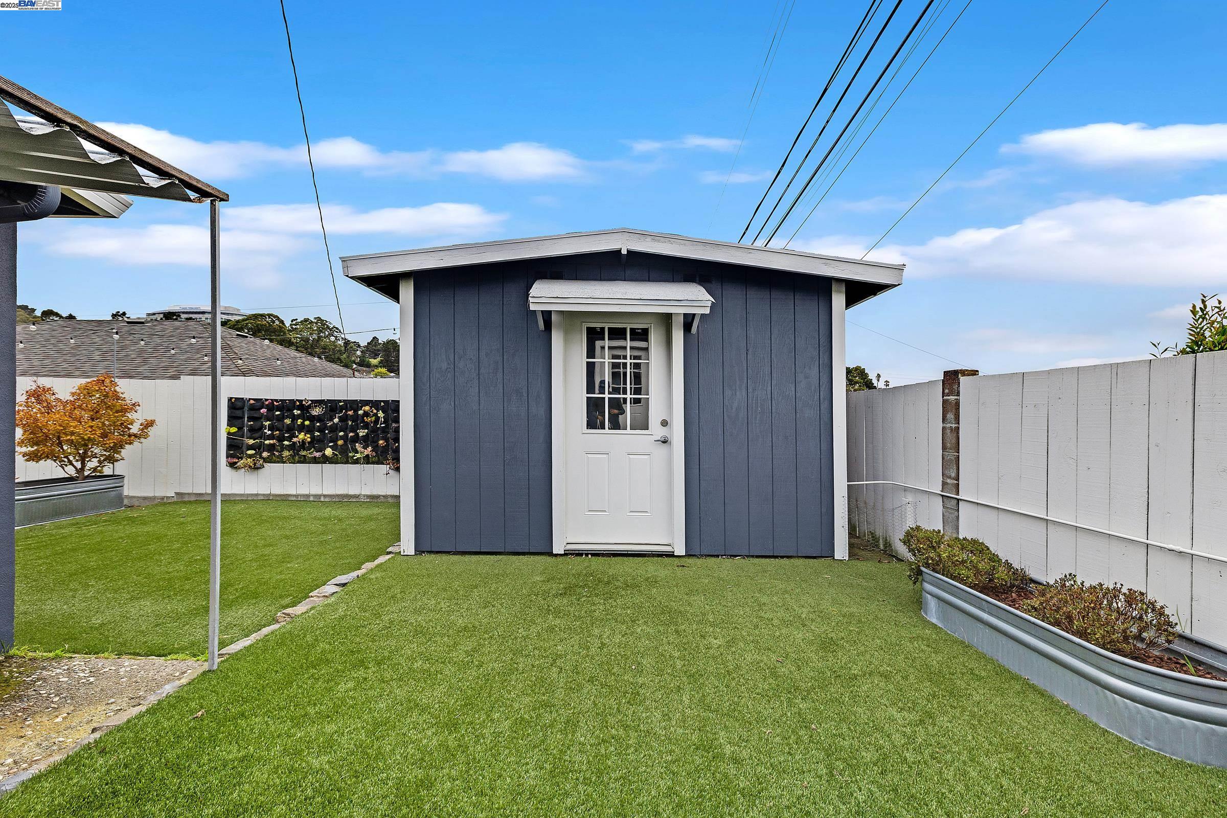 Detail Gallery Image 29 of 32 For 209 Mansfield Dr, South San Francisco,  CA 94080 - 4 Beds | 1 Baths