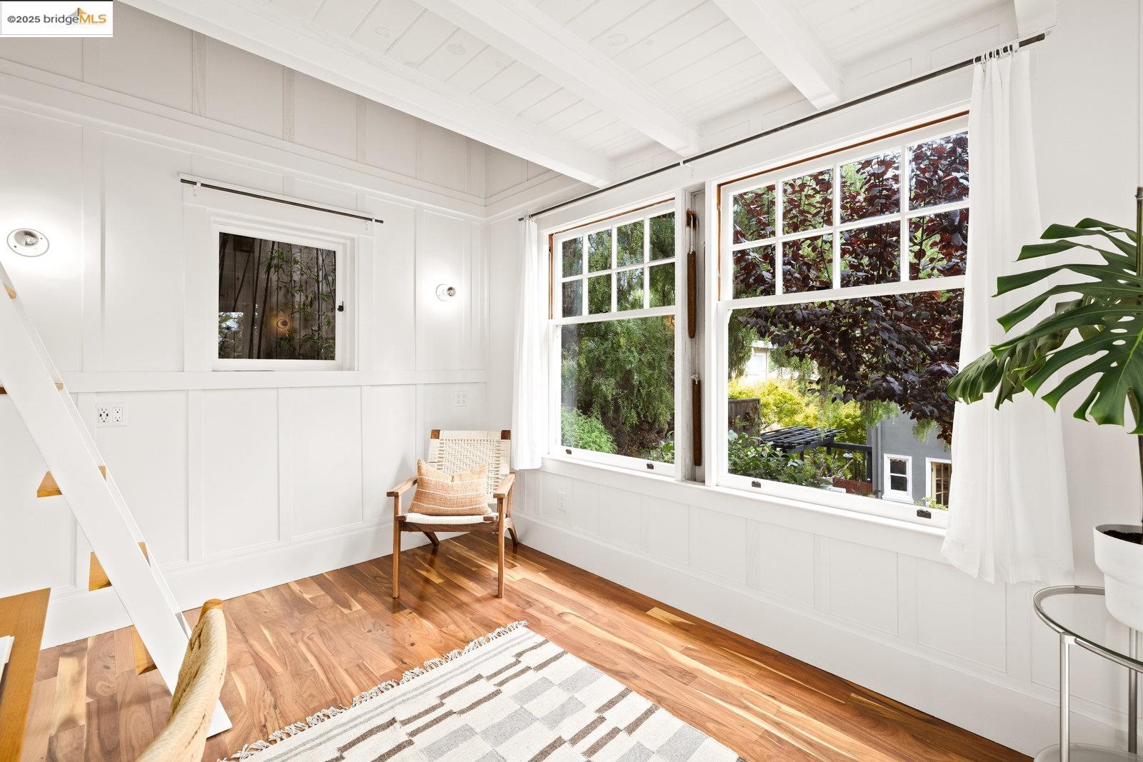 Detail Gallery Image 43 of 60 For 690 Mandana Blvd, Oakland,  CA 94610 - 3 Beds | 2/1 Baths