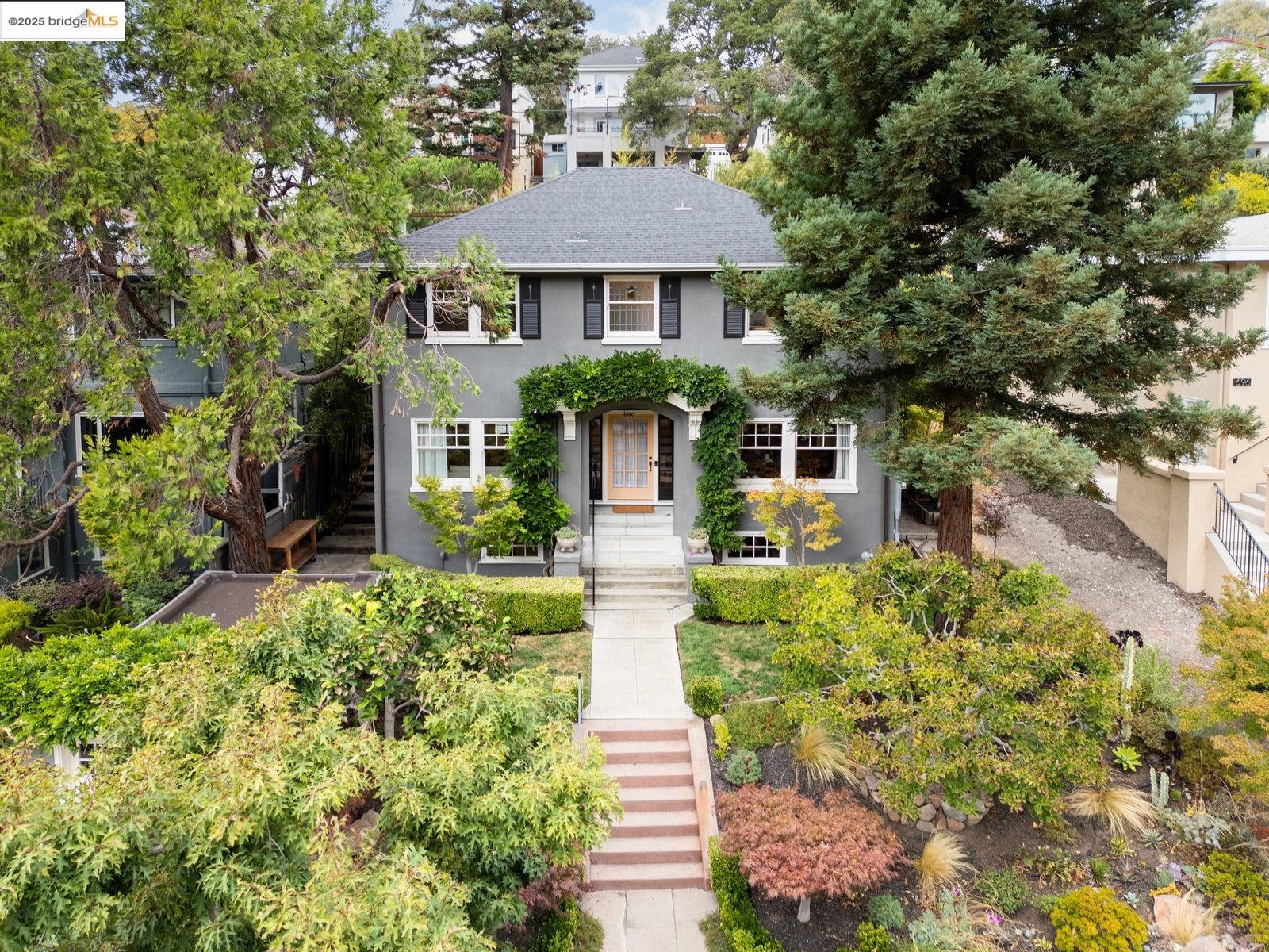 Detail Gallery Image 54 of 60 For 690 Mandana Blvd, Oakland,  CA 94610 - 3 Beds | 2/1 Baths