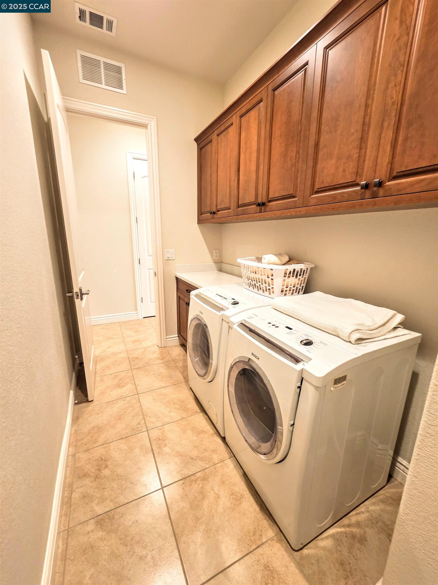 Detail Gallery Image 16 of 33 For 1735 Veneto Ln, Brentwood,  CA 94513 - 2 Beds | 2 Baths