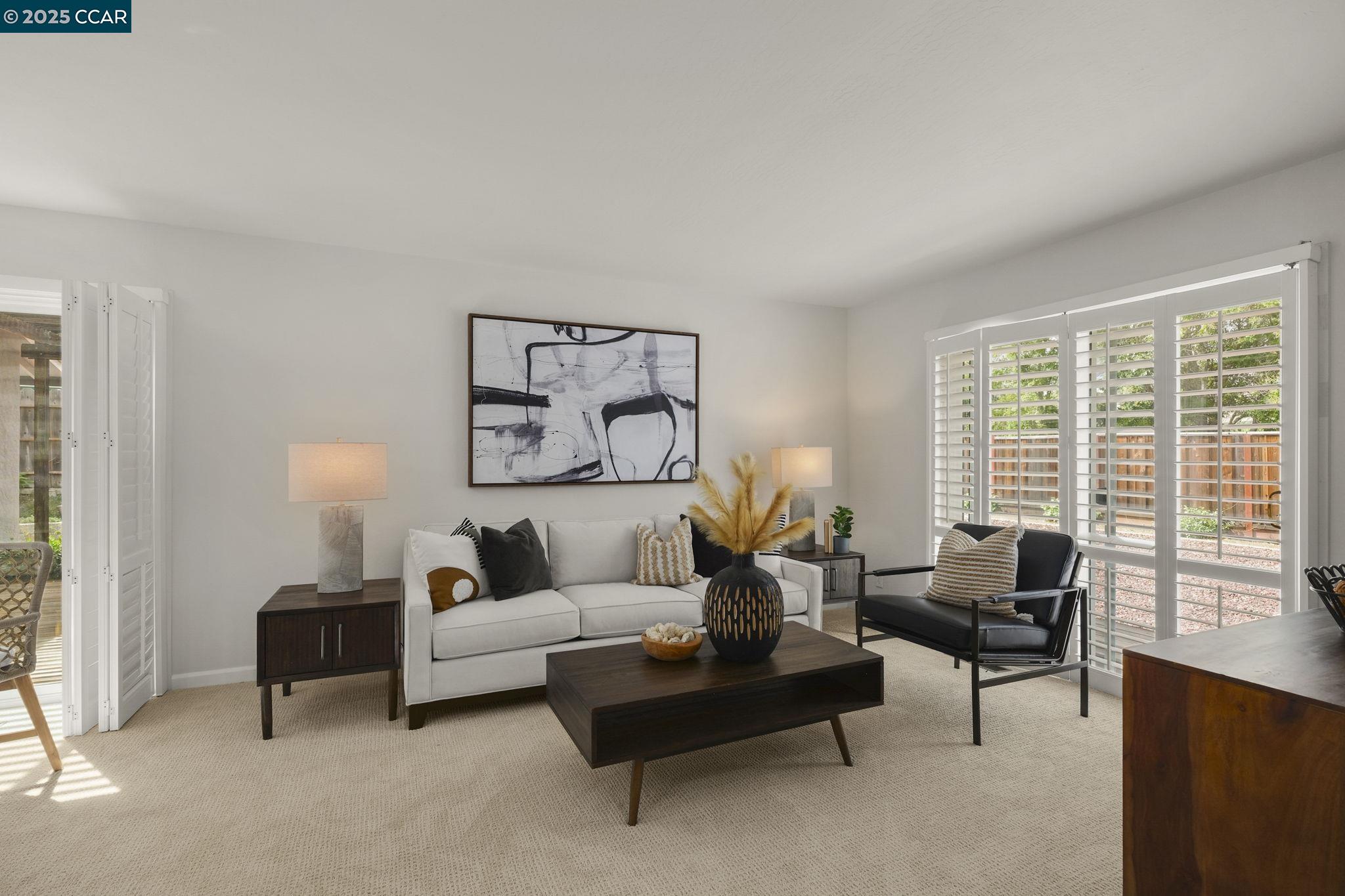 Detail Gallery Image 8 of 29 For 1152 via Doble, Concord,  CA 94521 - 4 Beds | 2 Baths