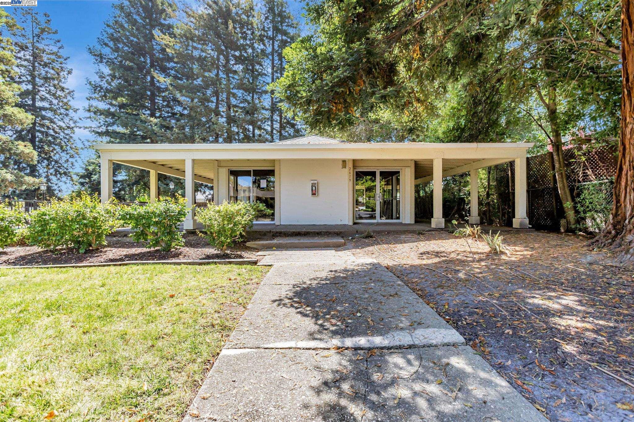Detail Gallery Image 24 of 27 For 2692 Shadow Mountain Drive, San Ramon,  CA 94583-1828 - 2 Beds | 2 Baths