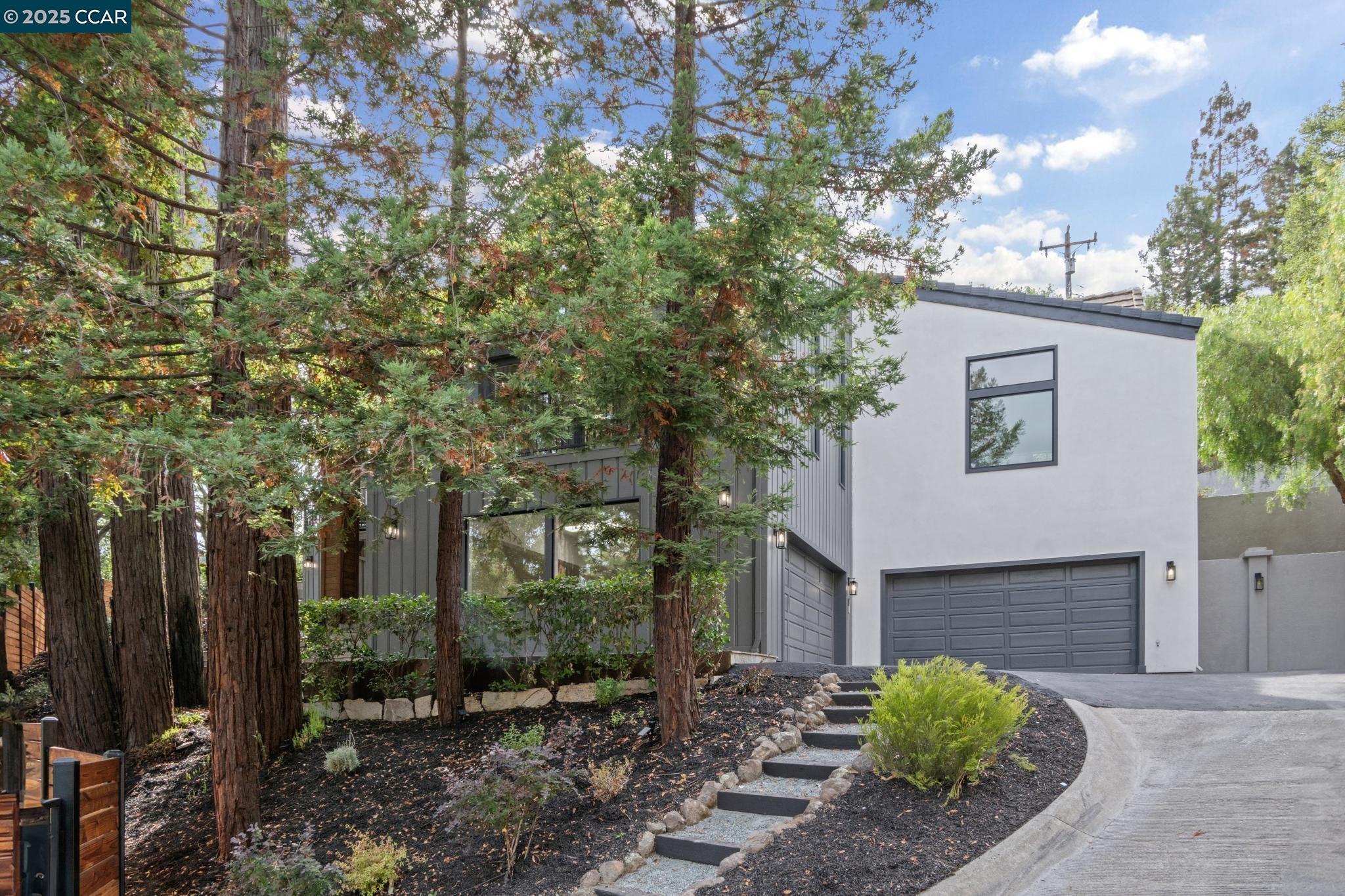 Detail Gallery Image 2 of 60 For 4120 Happy Valley Rd, Lafayette,  CA 94549 - 5 Beds | 4/1 Baths