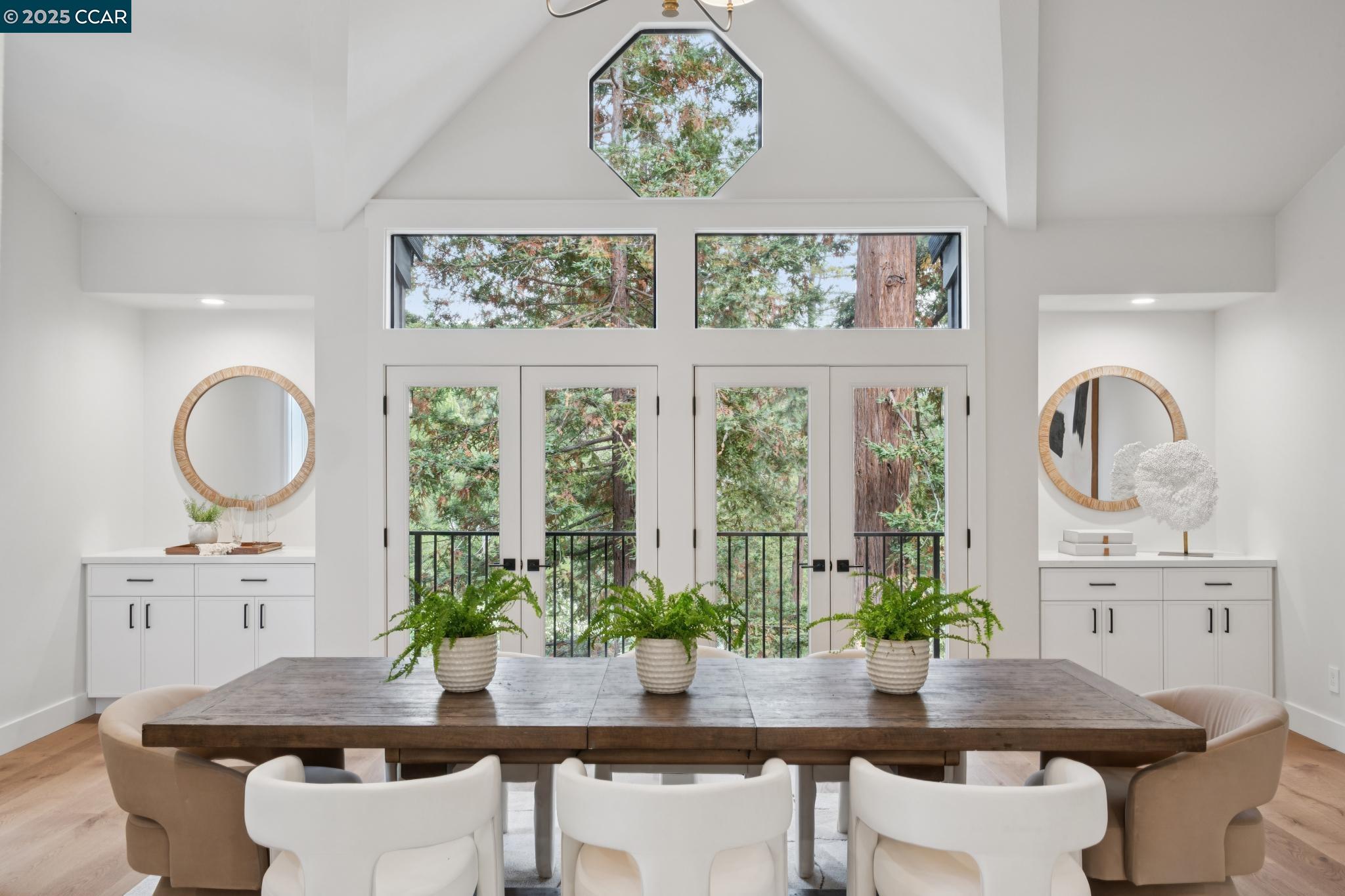 Detail Gallery Image 12 of 60 For 4120 Happy Valley Rd, Lafayette,  CA 94549 - 5 Beds | 4/1 Baths