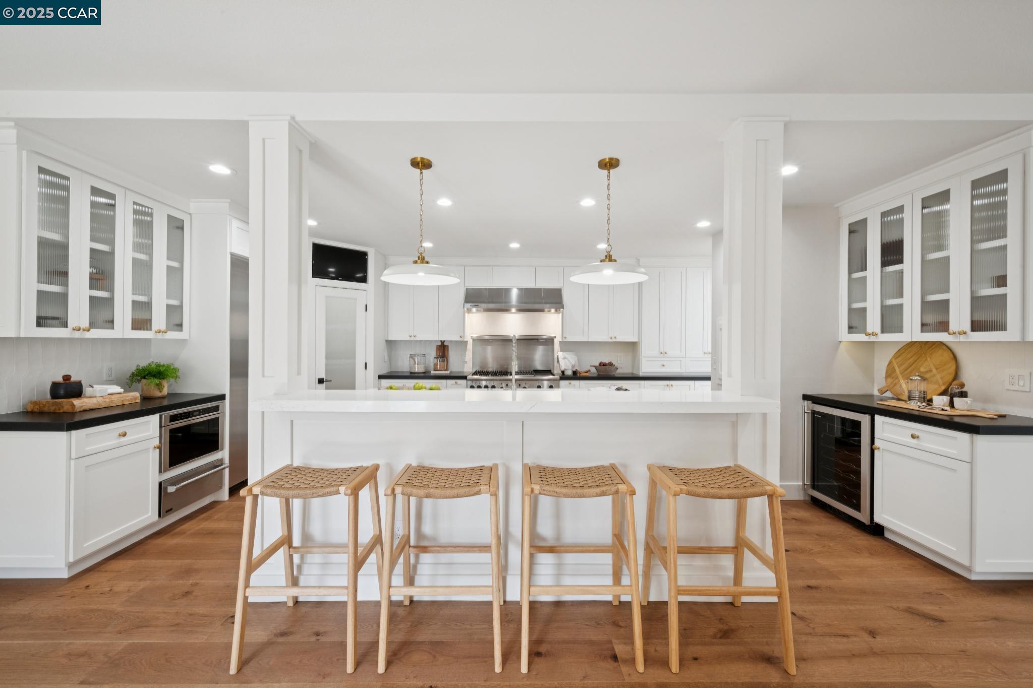 Detail Gallery Image 15 of 60 For 4120 Happy Valley Rd, Lafayette,  CA 94549 - 5 Beds | 4/1 Baths