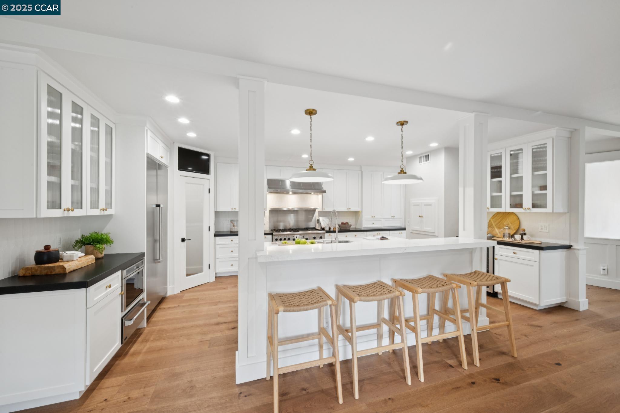 Detail Gallery Image 19 of 60 For 4120 Happy Valley Rd, Lafayette,  CA 94549 - 5 Beds | 4/1 Baths