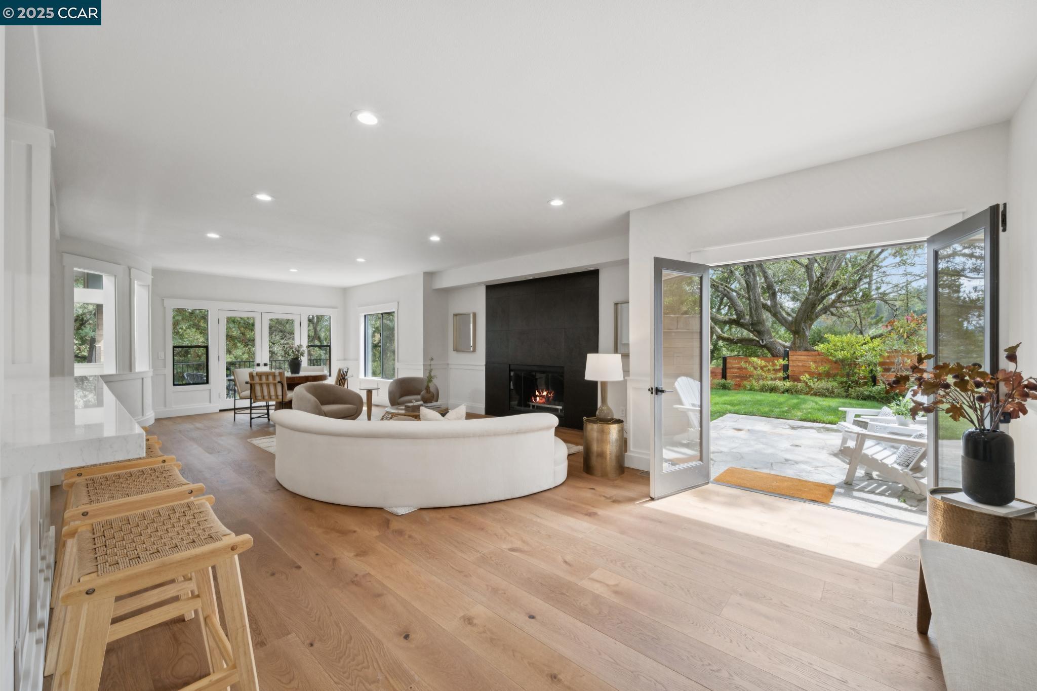 Detail Gallery Image 20 of 60 For 4120 Happy Valley Rd, Lafayette,  CA 94549 - 5 Beds | 4/1 Baths