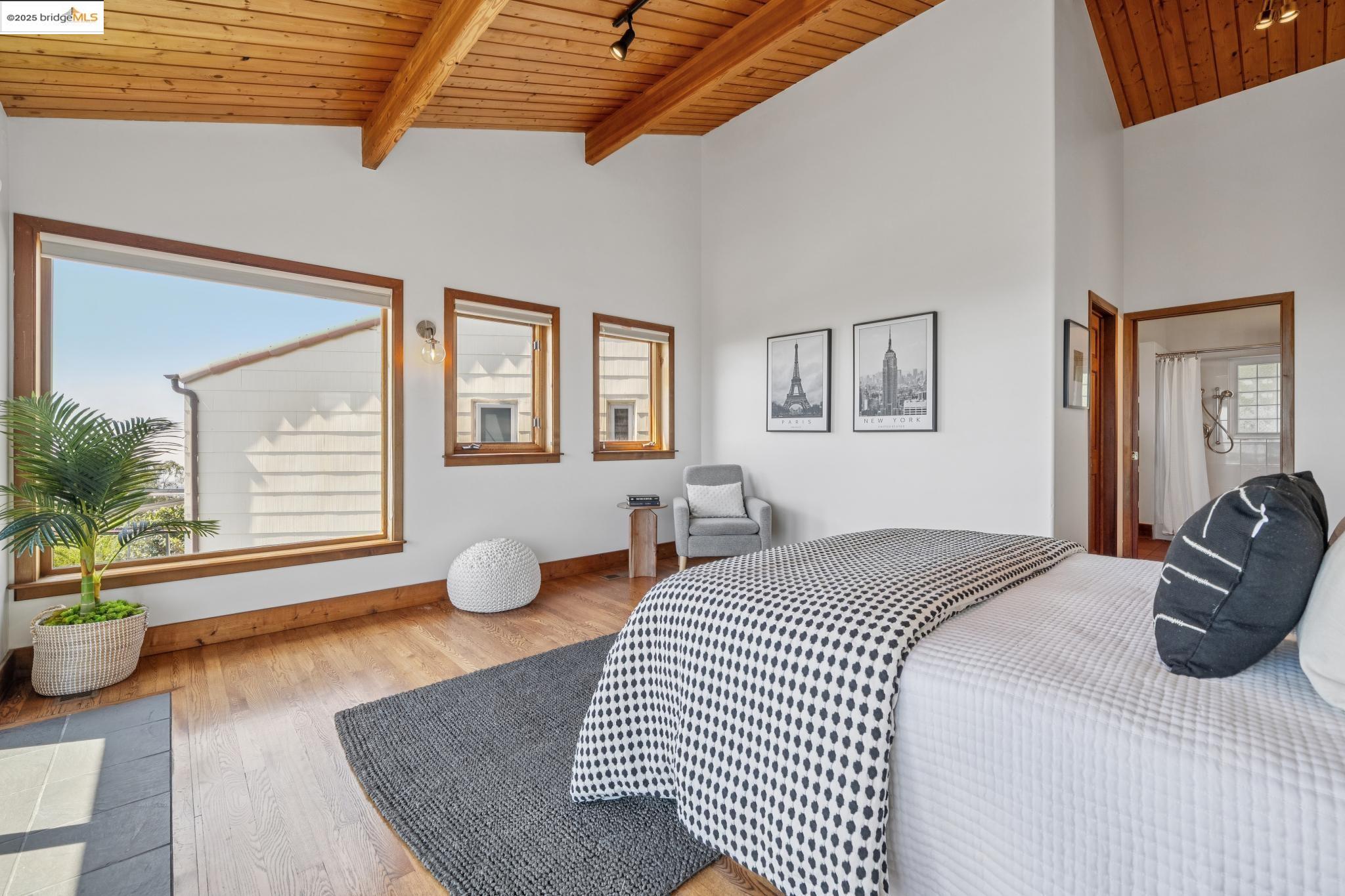 Detail Gallery Image 35 of 60 For 1534 Campus Dr, Berkeley,  CA 94708 - 4 Beds | 3 Baths