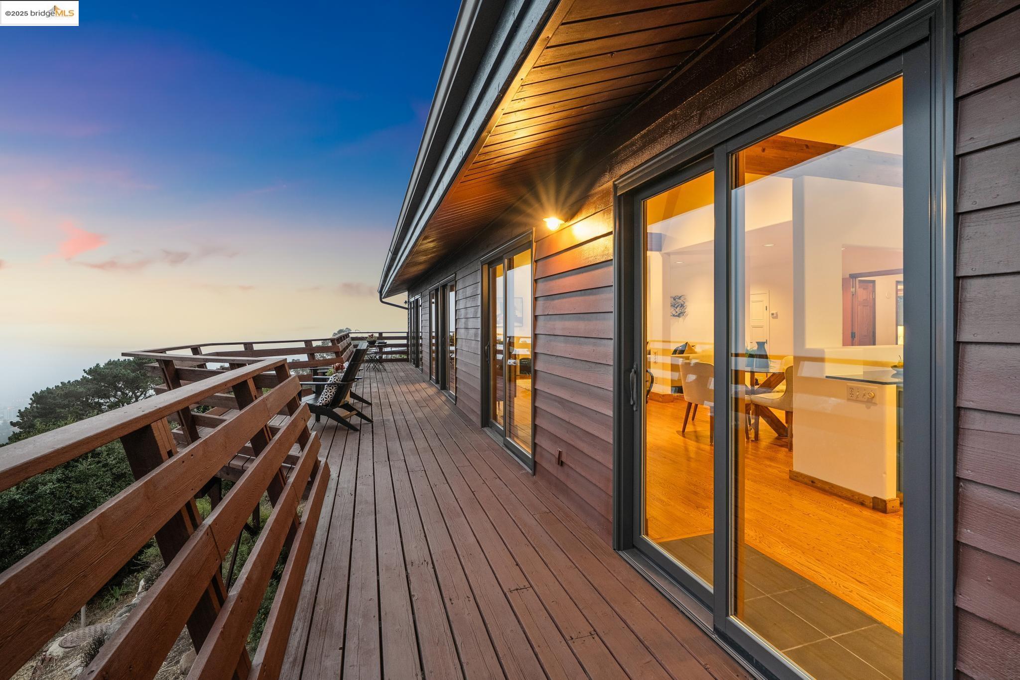 Detail Gallery Image 58 of 60 For 1534 Campus Dr, Berkeley,  CA 94708 - 4 Beds | 3 Baths