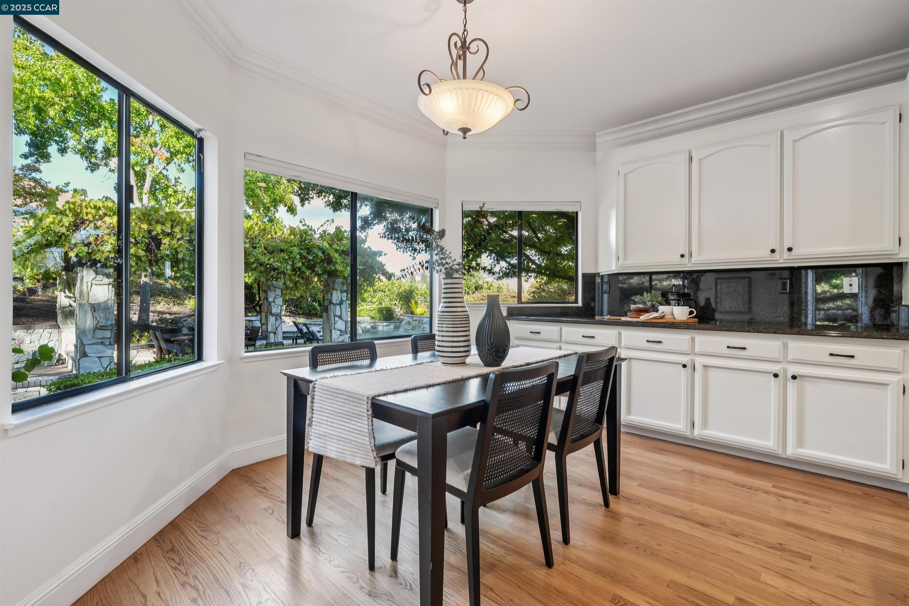 Detail Gallery Image 19 of 60 For 3746 Deer Trail Ct, Danville,  CA 94506 - 6 Beds | 3 Baths